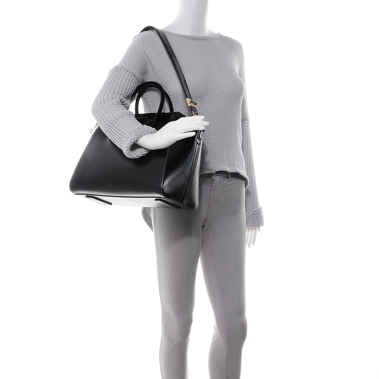 Givenchy Shiny Lord Calfskin Medium Antigona Black 2 of 9