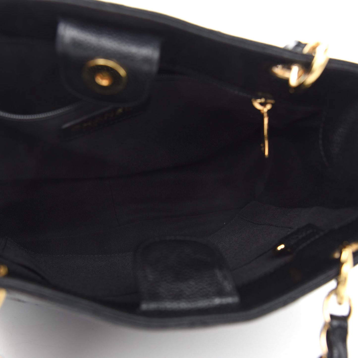Caviar Quilted Petit Shopping Tote PST Black