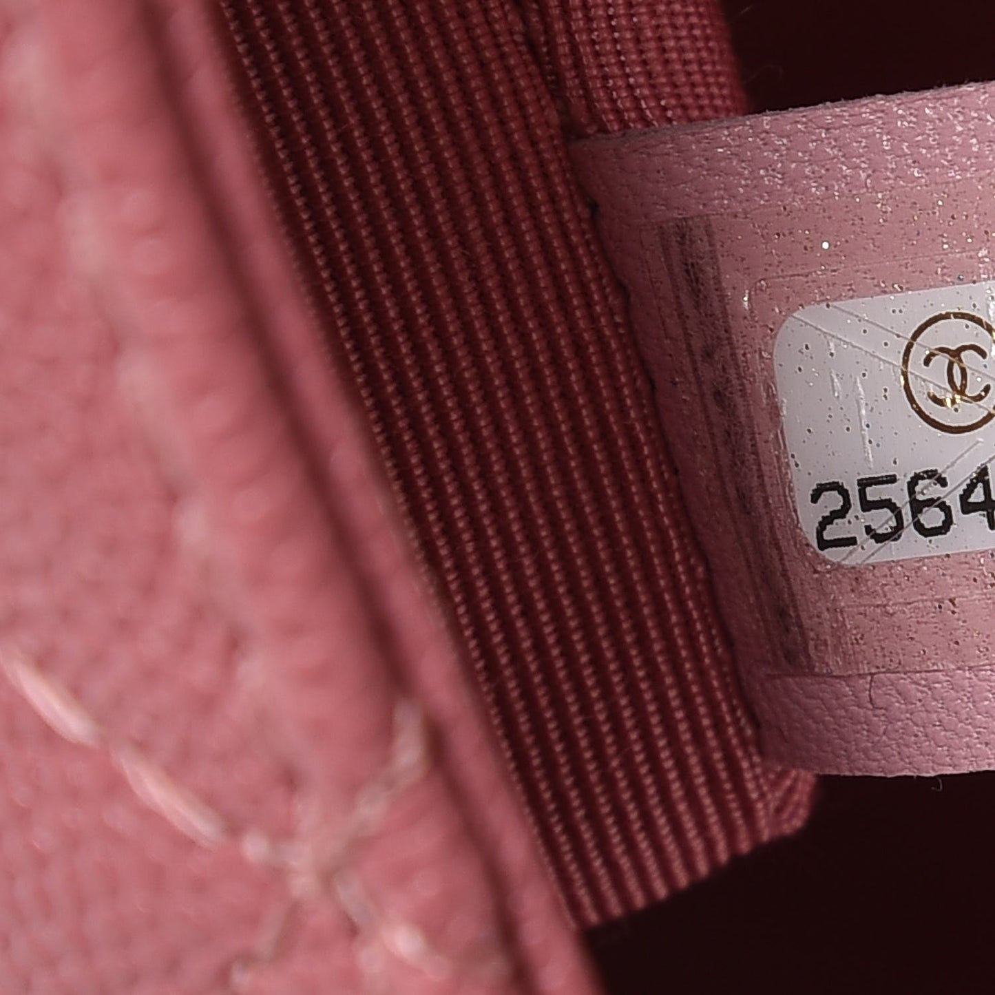 Caviar Quilted Small Urban Companion Flap Pink