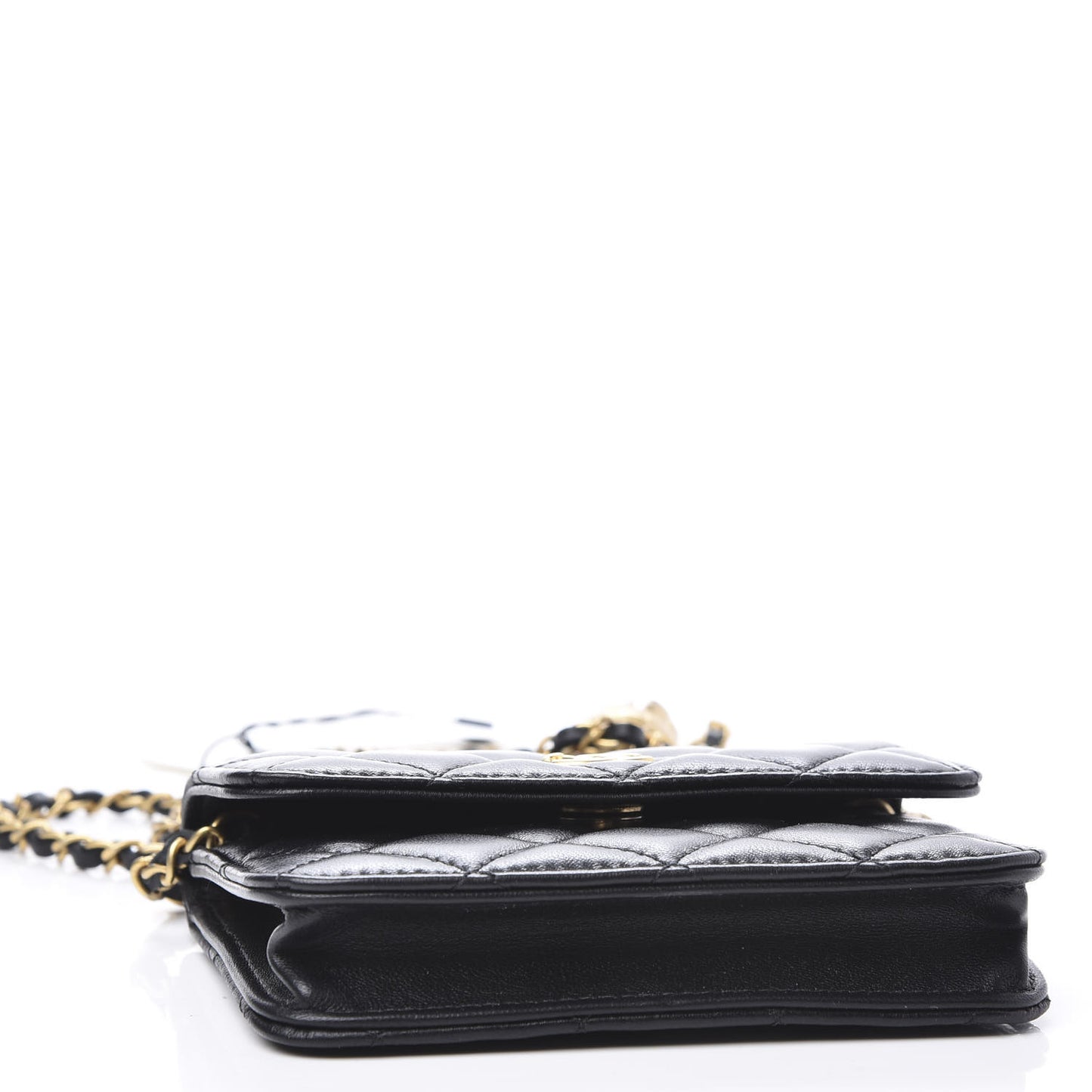 Lambskin Quilted Pearl Crush Clutch With Chain Black