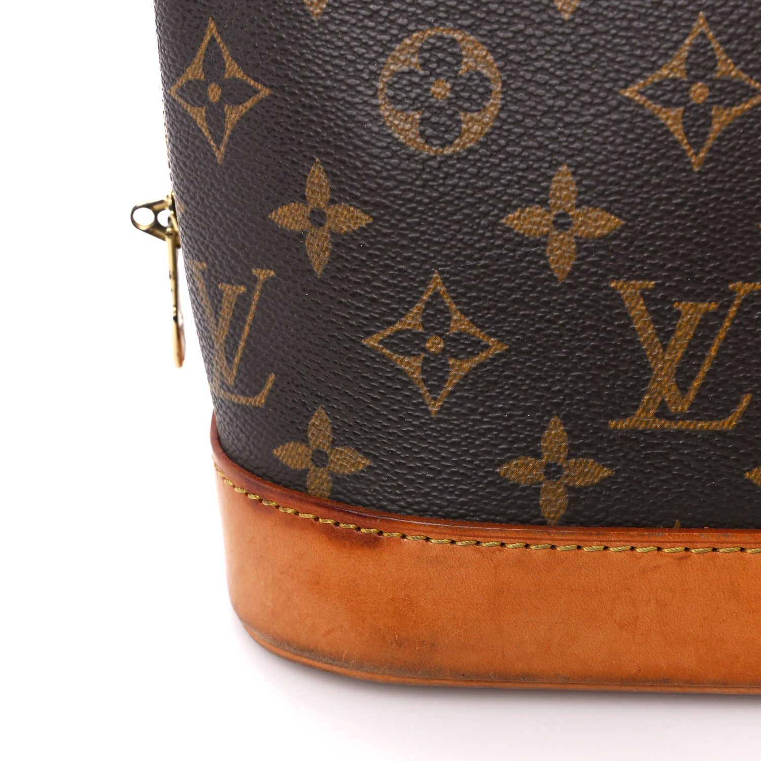 Louis Vuitton Monogram Alma PM 13 of 20