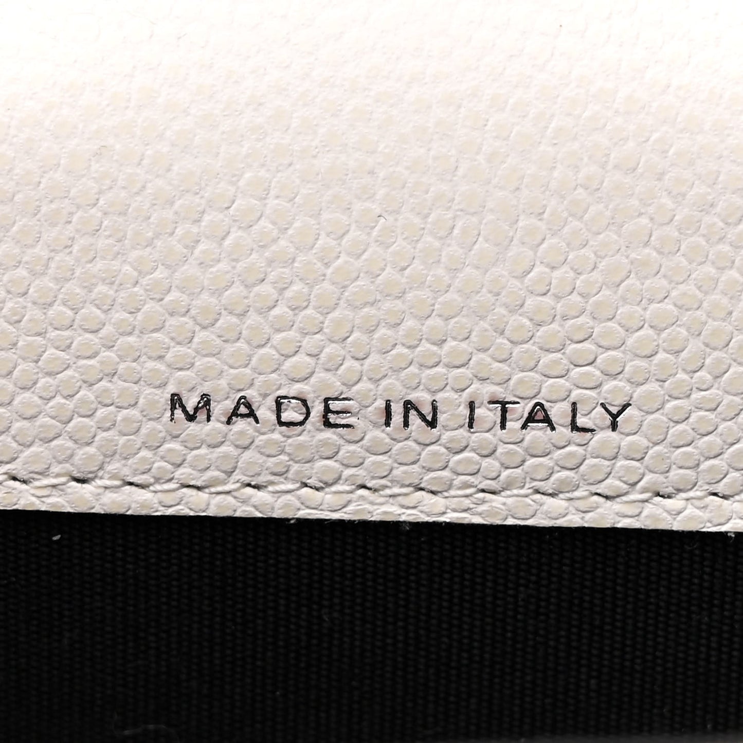 Caviar Quilted My Everything Belt Flap Card Holder White