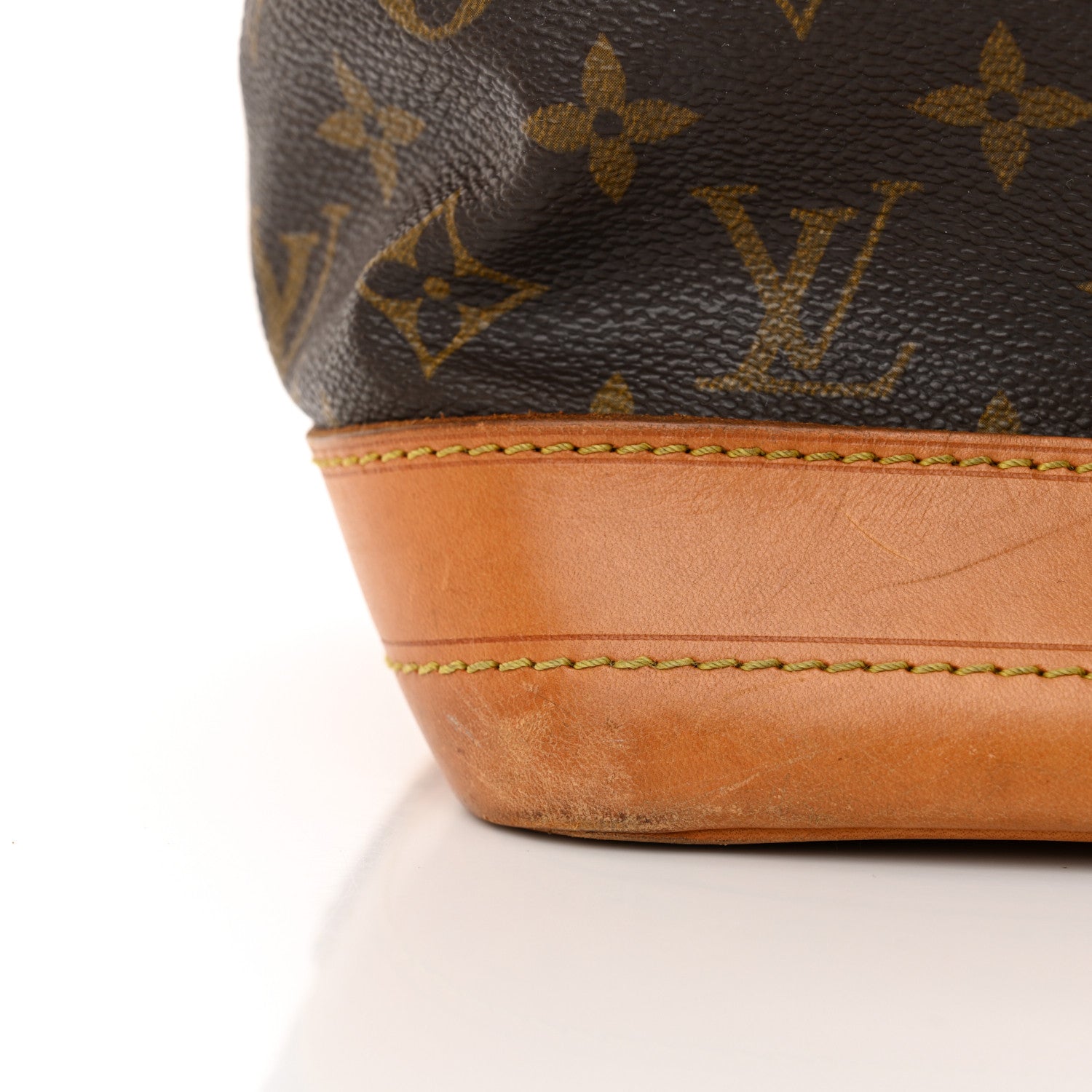 Louis Vuitton Monogram Noe 16 of 19