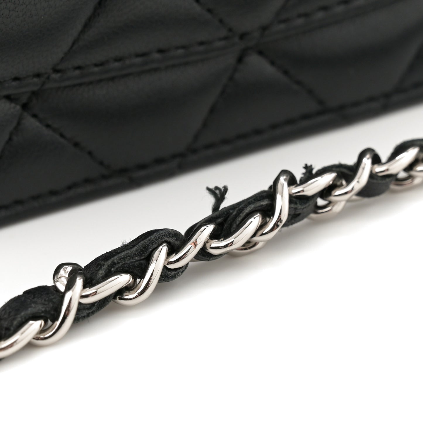 Lambskin Quilted Wallet On Chain WOC Black