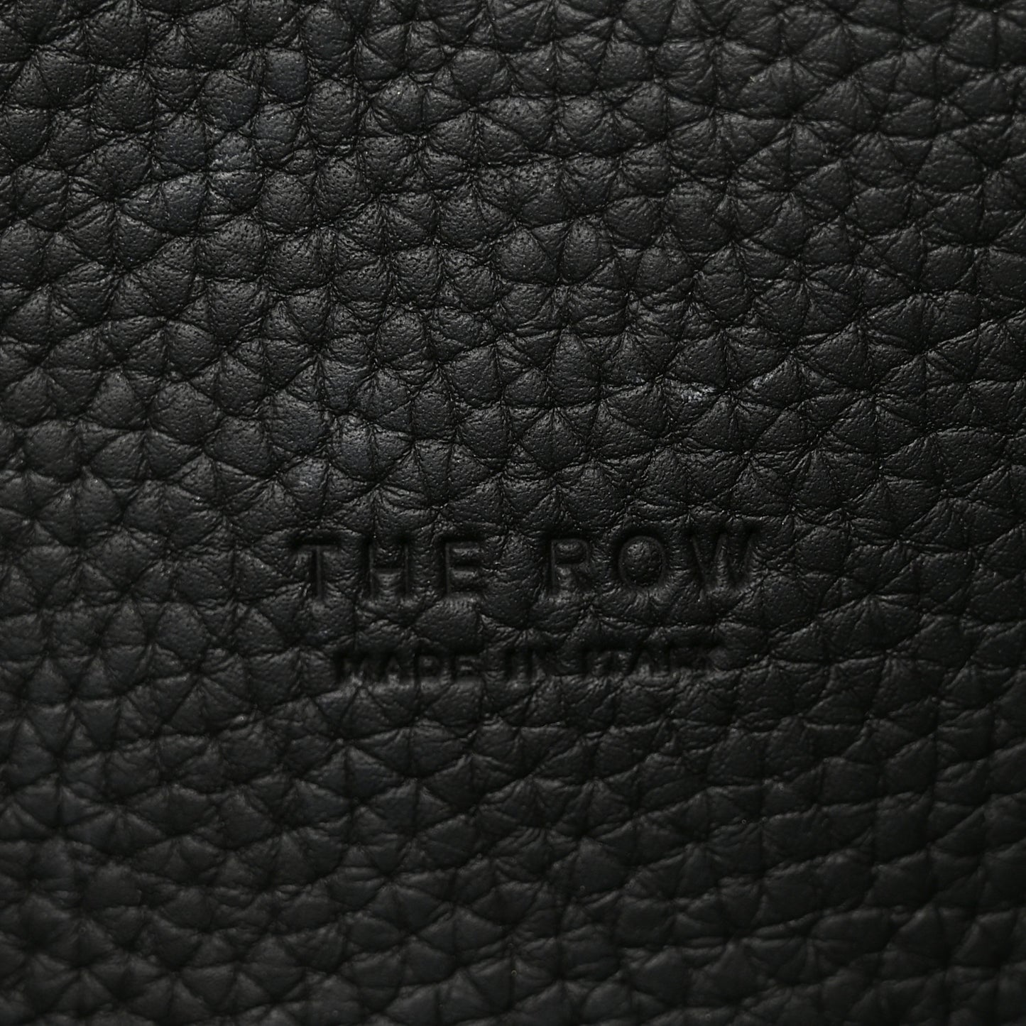 Matte Grained Calfskin Soft Margaux 15 Black