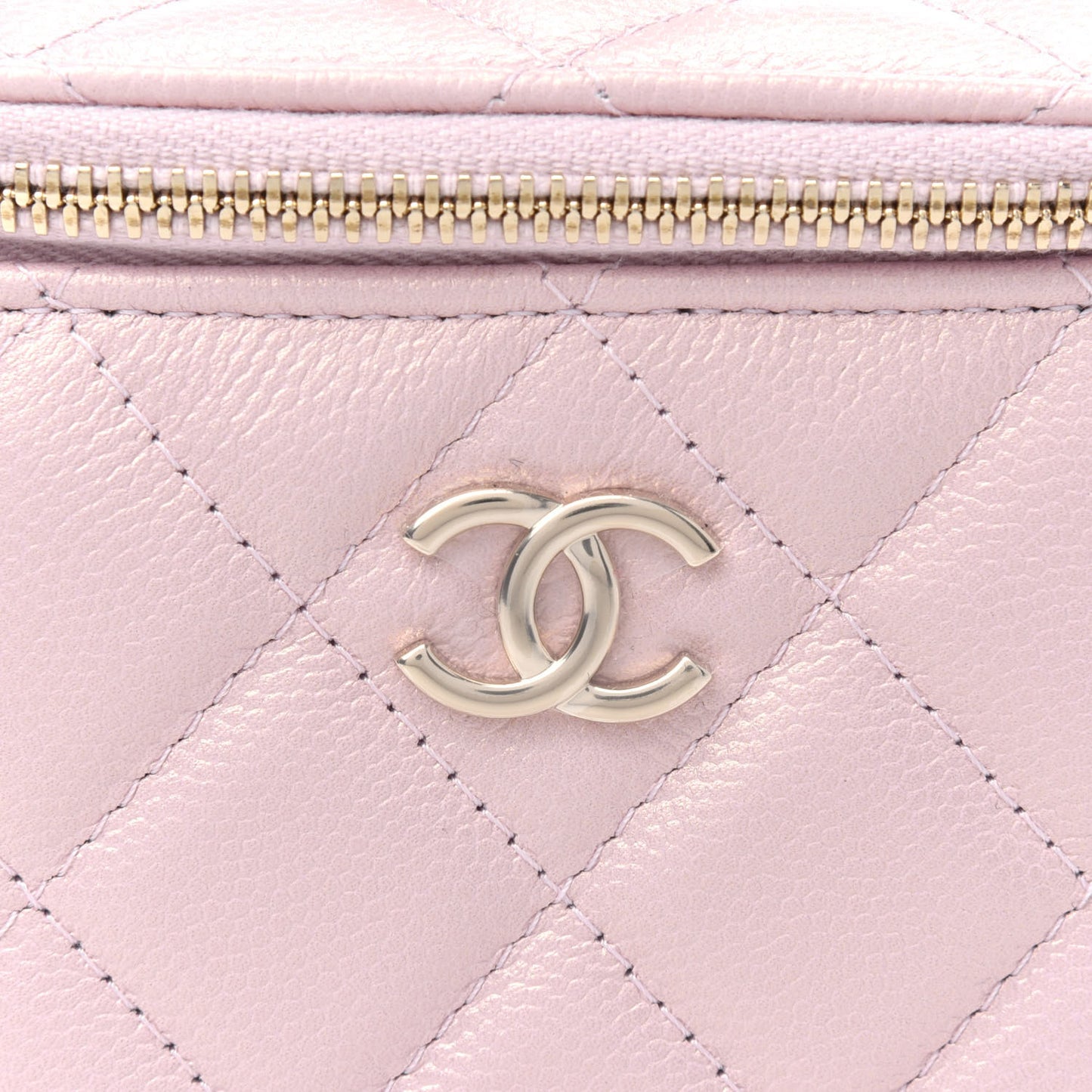 Iridescent Caviar Quilted Mini Pearl On Top Vanity Case With Chain Light Pink