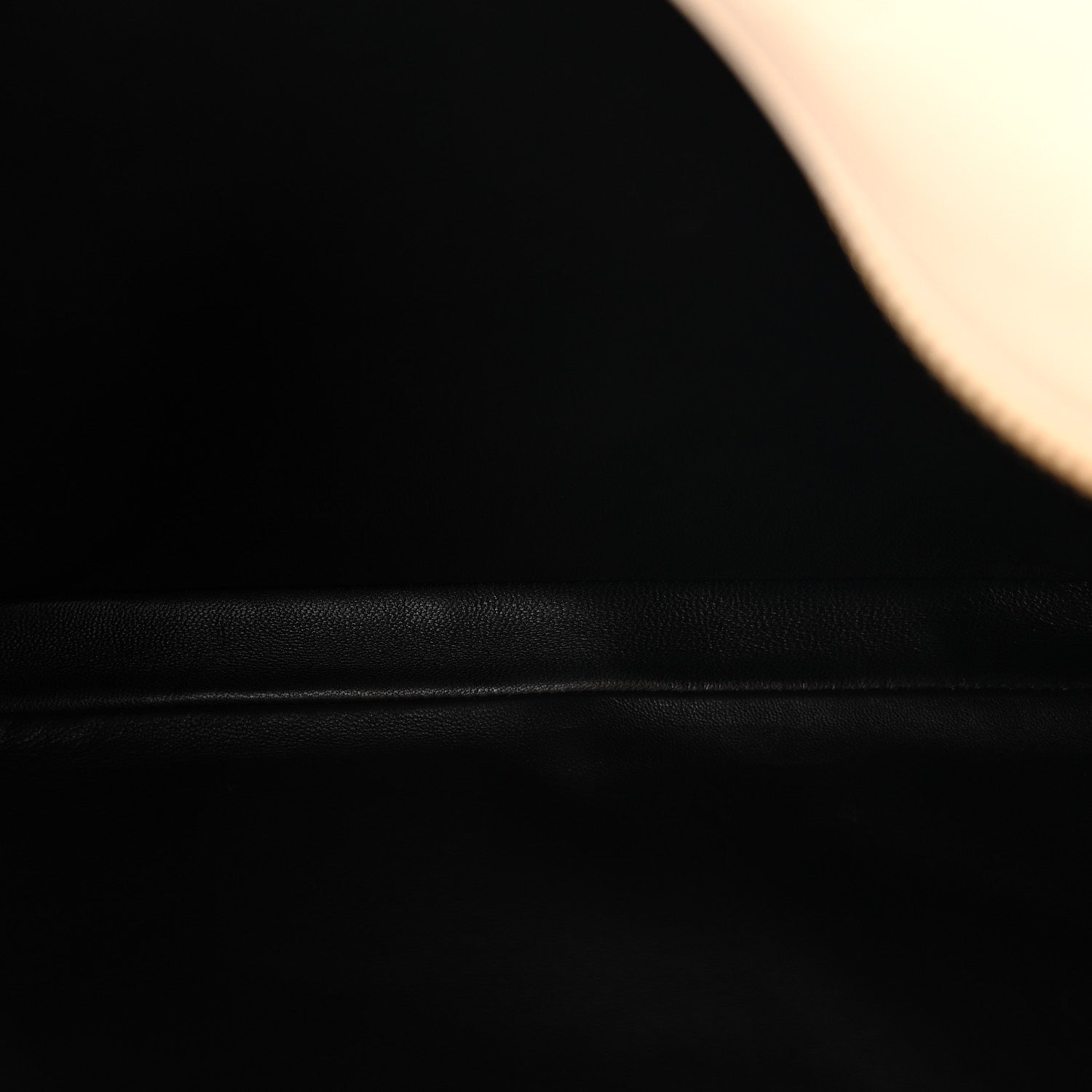 Valentino Garavani Nappa Medium Viva Superstar Shopping Tote Butter Black 5 of 10
