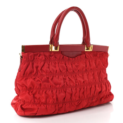 Prada Tessuto Nylon Gaufre Tote Rosso 3 of 19