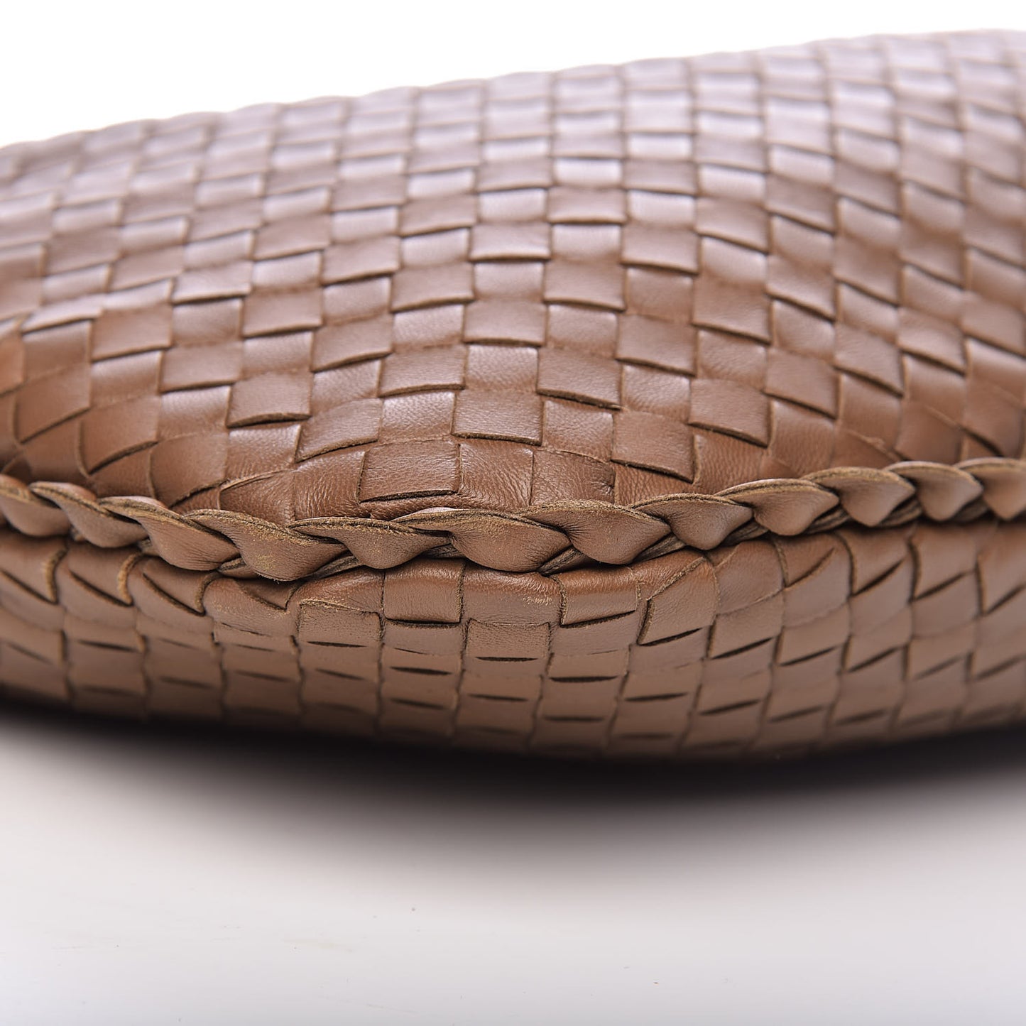 Nappa Intrecciato Medium Veneta Hobo Maple