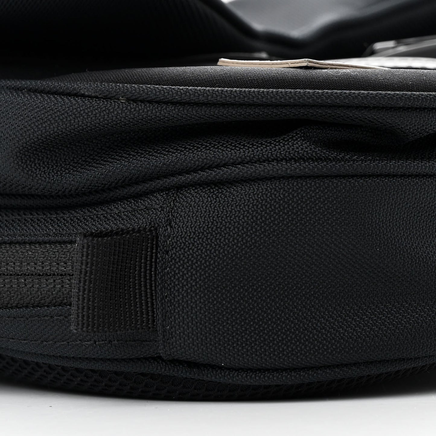 X MYSTERY RANCH Cordura Nylon Calfskin Saddle Messenger Bag Black