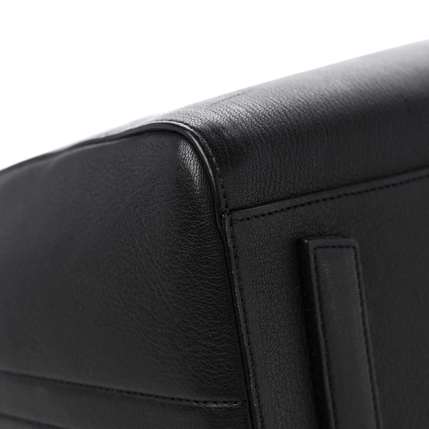 Sugar Goatskin Medium Antigona Black