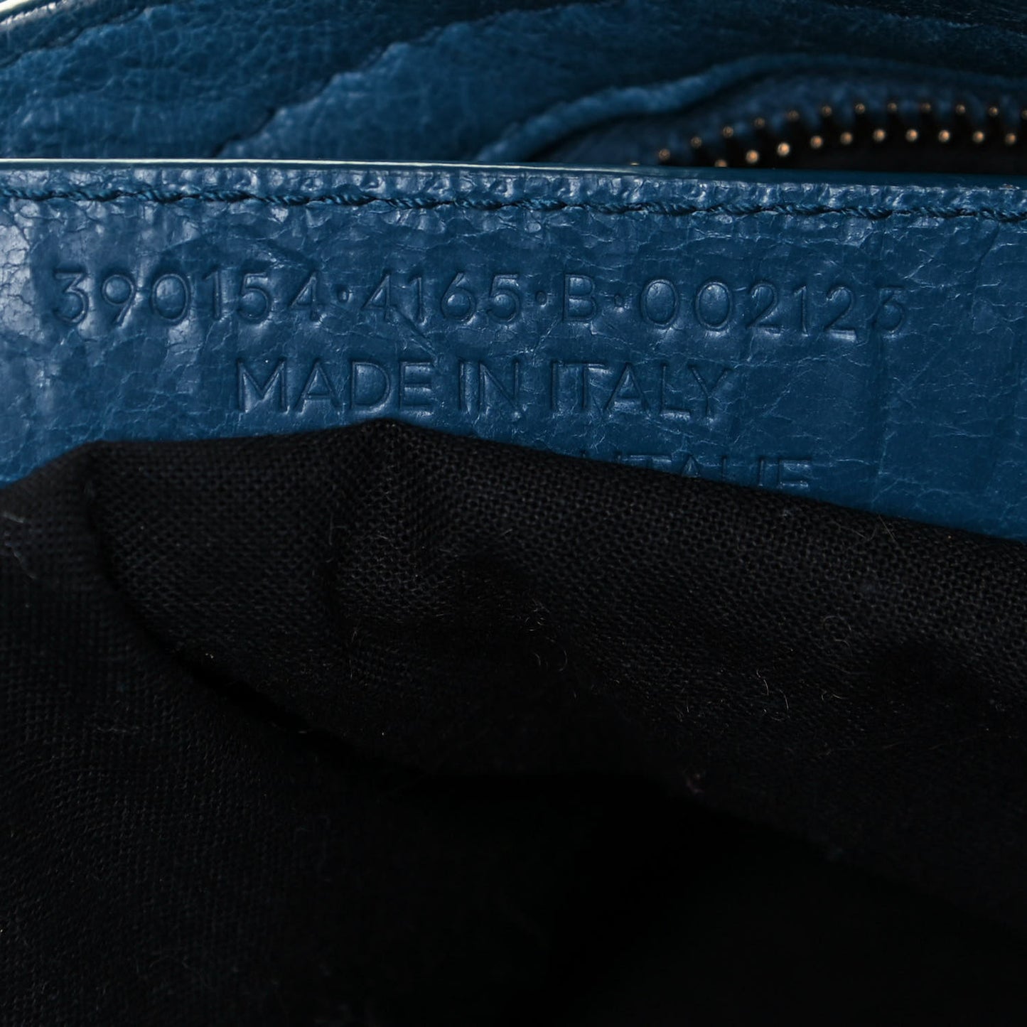 Agneau Arena Gold Hardware Metallic Edge City Bleu Abysse