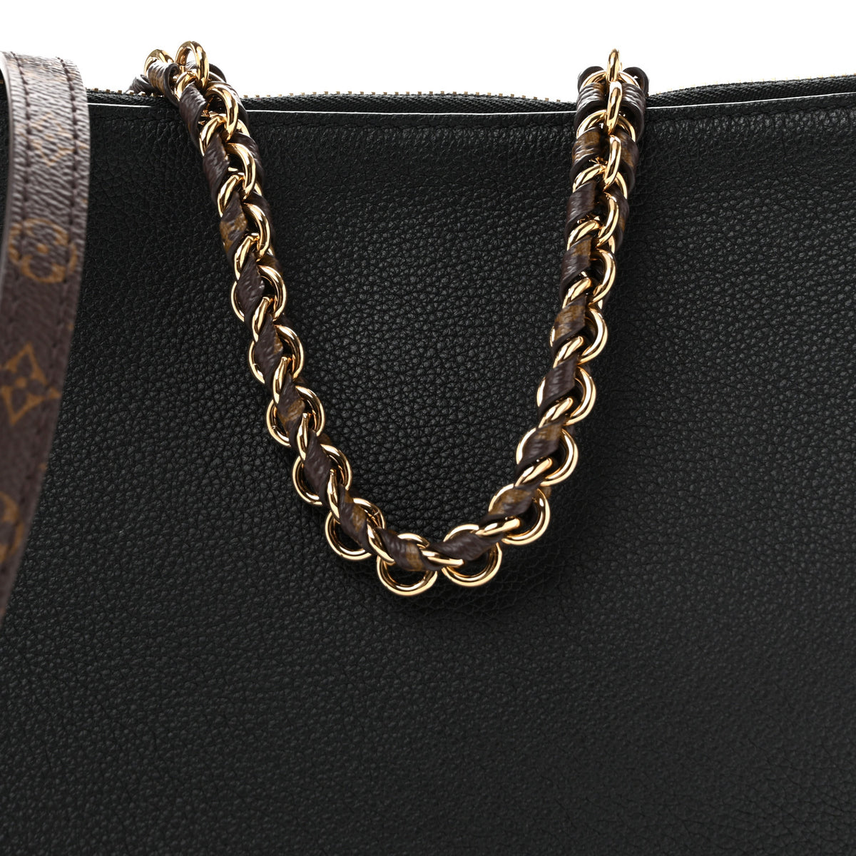 Calfskin Multipass Black