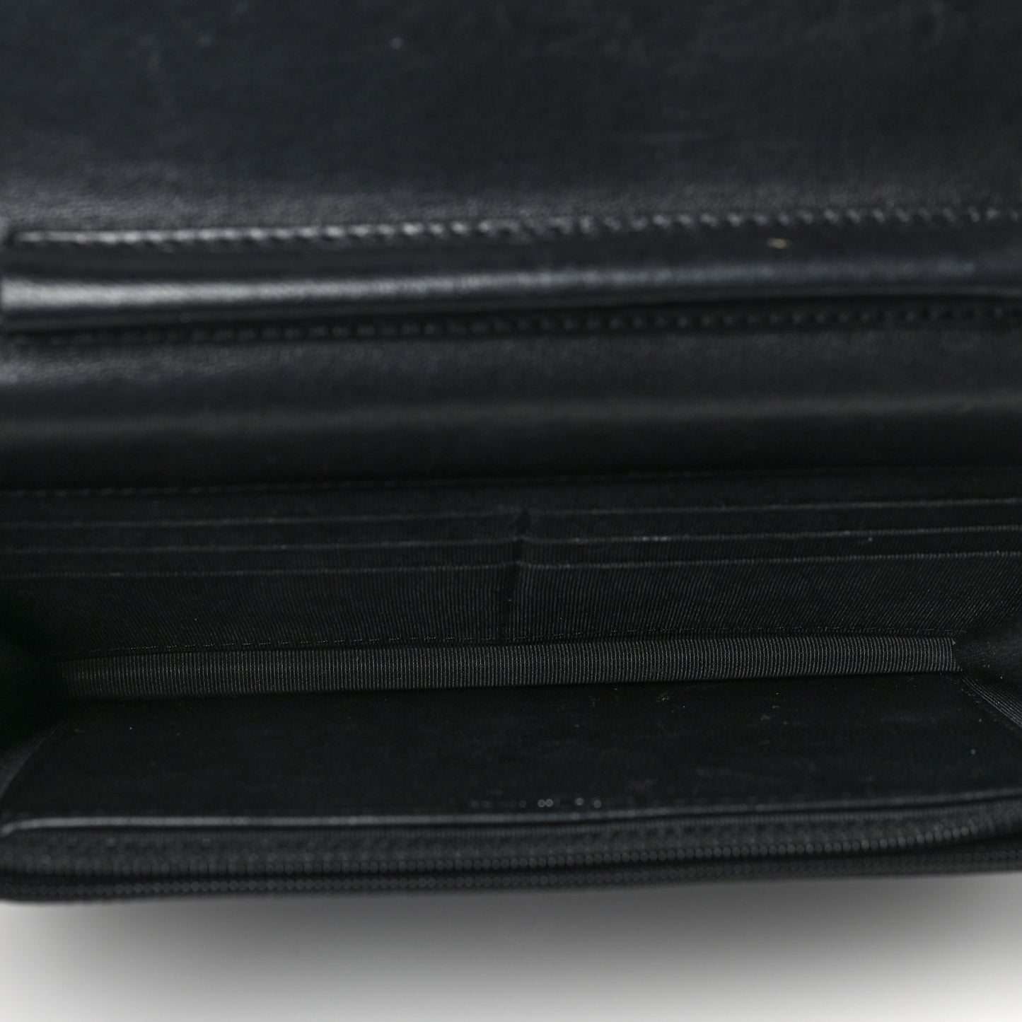 Calfskin Chevron Wallet On Chain WOC So Black
