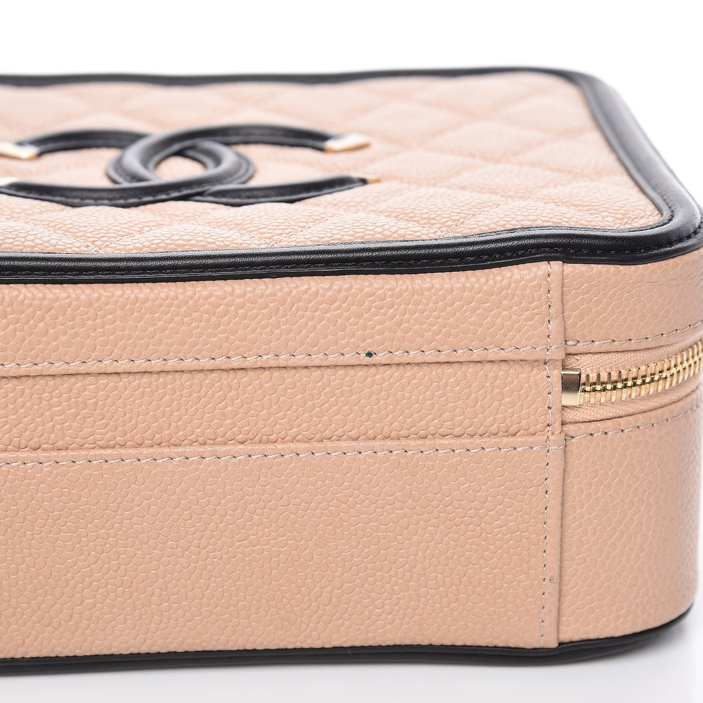 Caviar Quilted Medium CC Filigree Vanity Case Beige Black