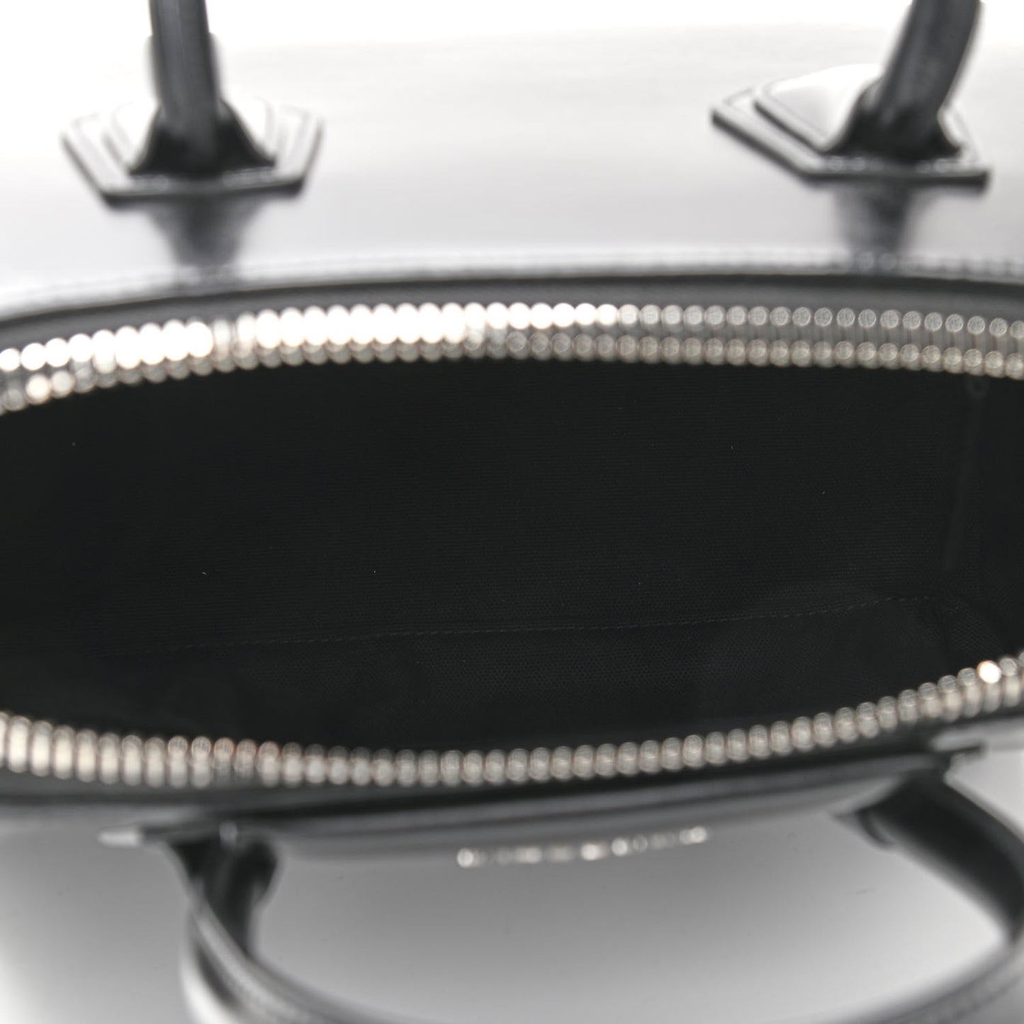 Shiny Lord Calfskin Small Antigona Black