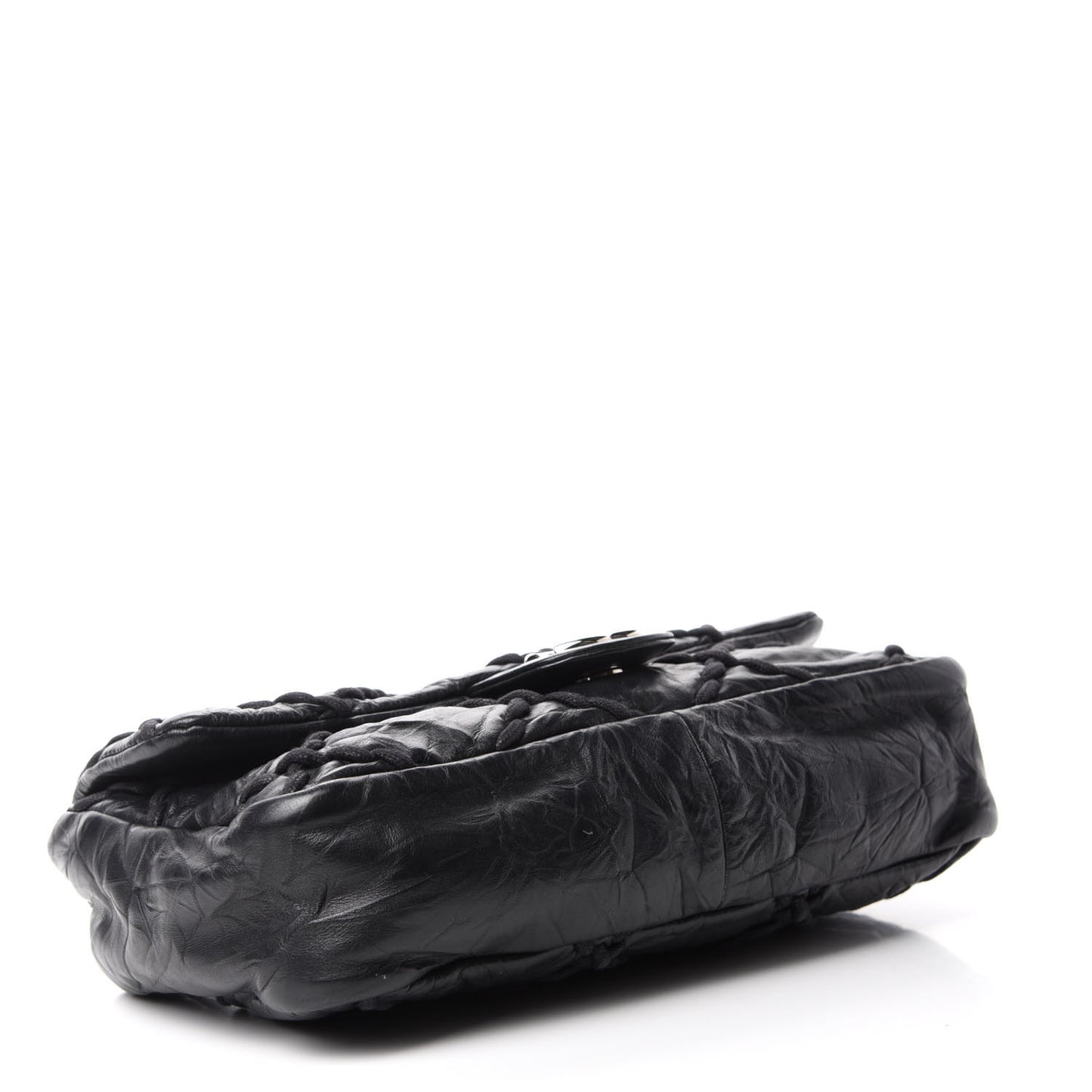 Calfskin Medium Ultra Stitch Flap Black