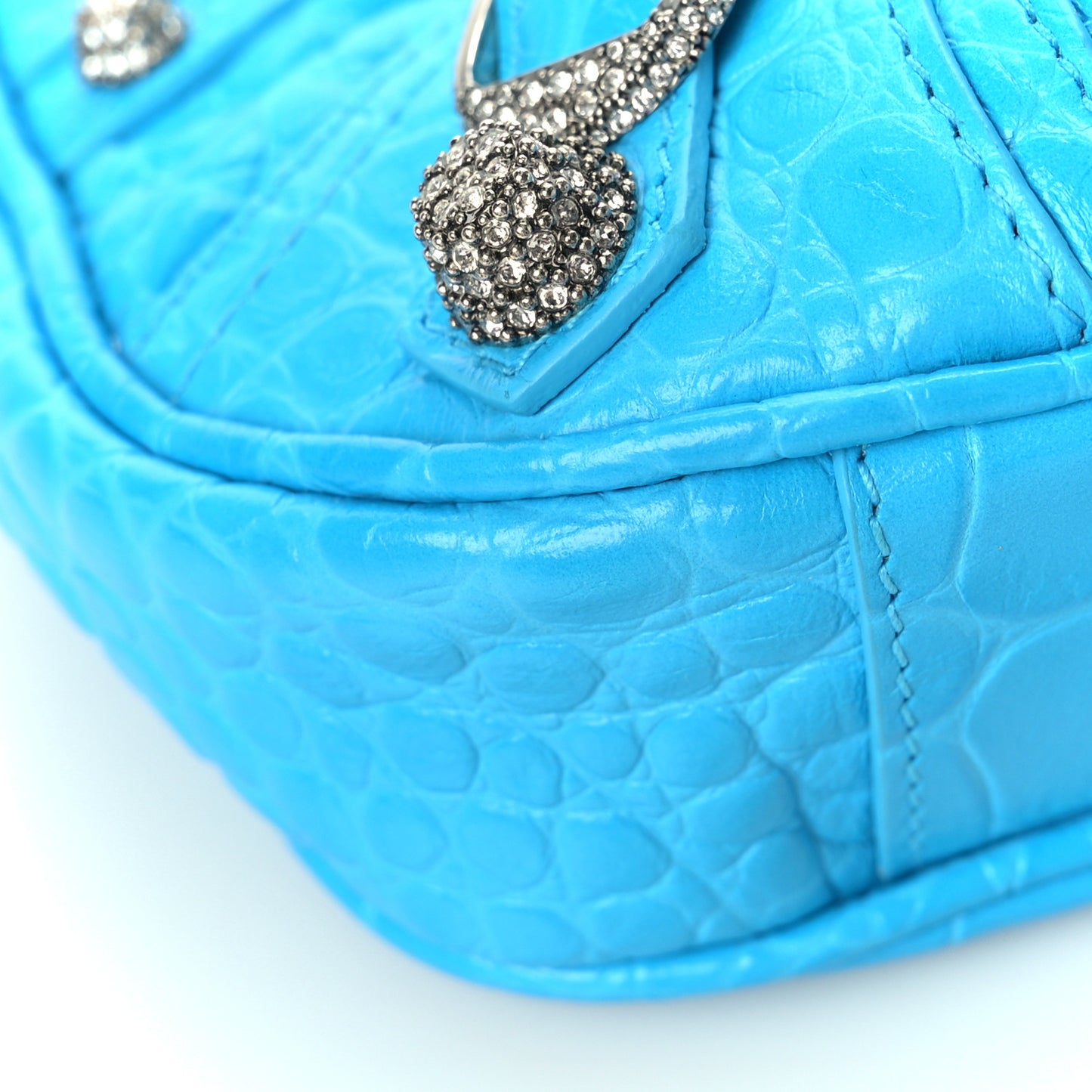 Extra Supple Calfskin Crocodile Embossed Crystal Mini Le Cagole Purse With Chain Cyan