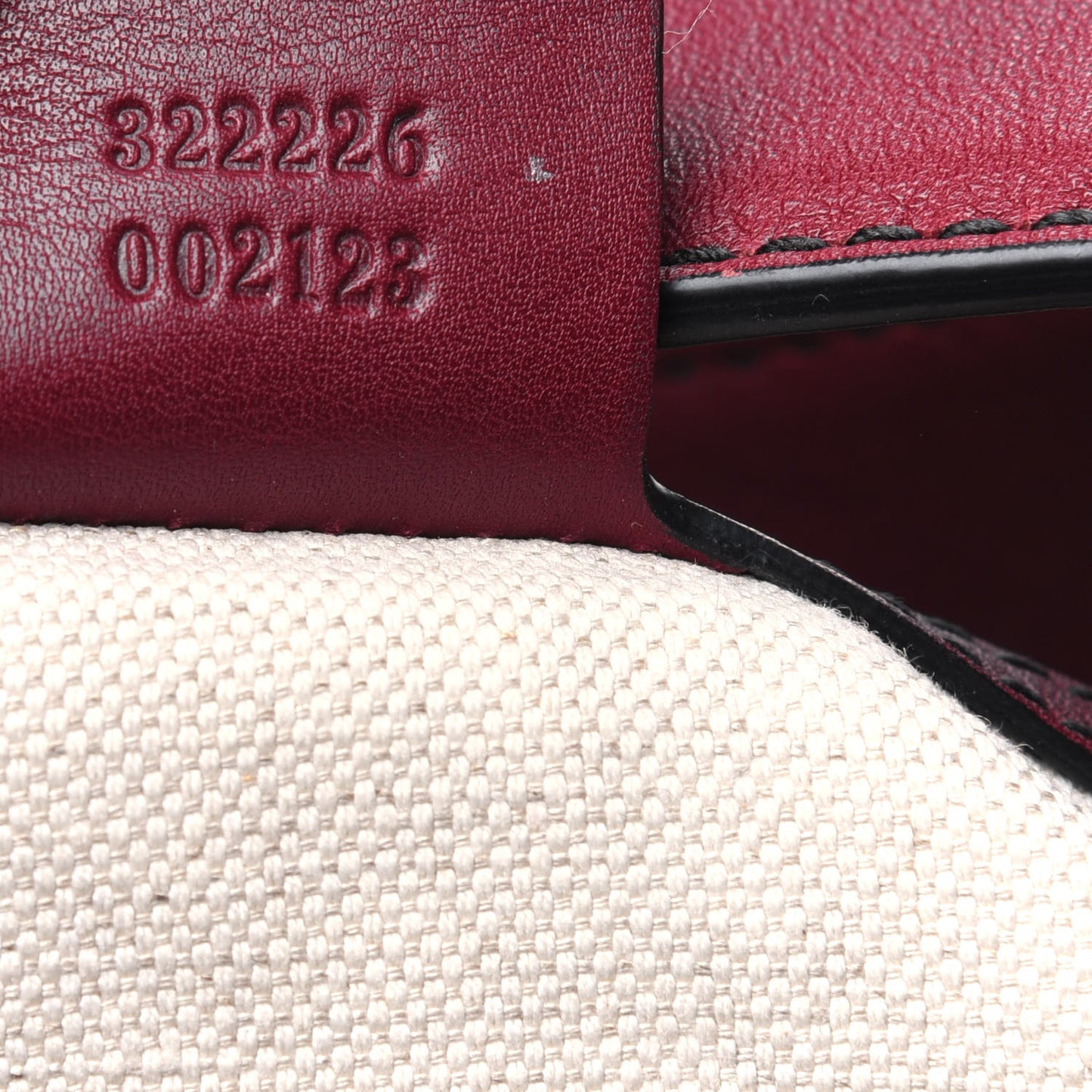 Soft Guccissima Medium Emily Hobo Classic Ruby