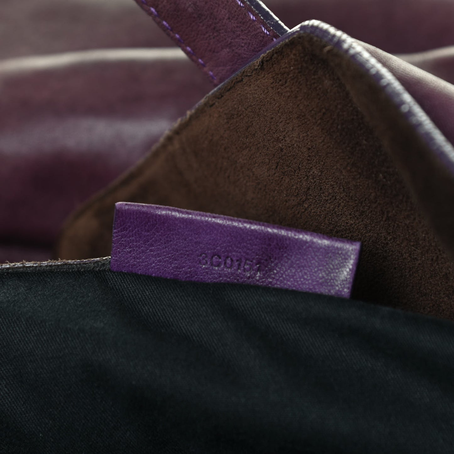 Lambskin North South Nightingale Aubergine