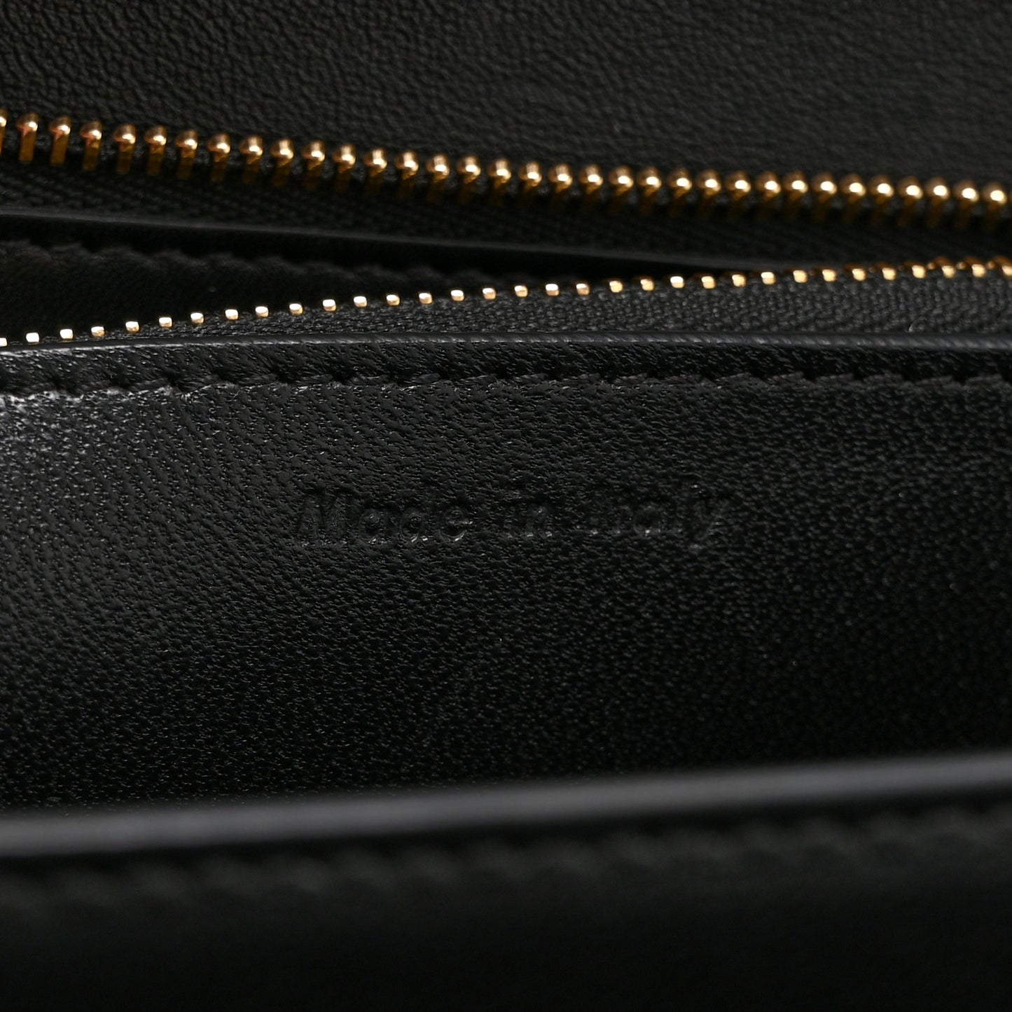 Box Calfskin Medium Classic Box Flap Bag Black