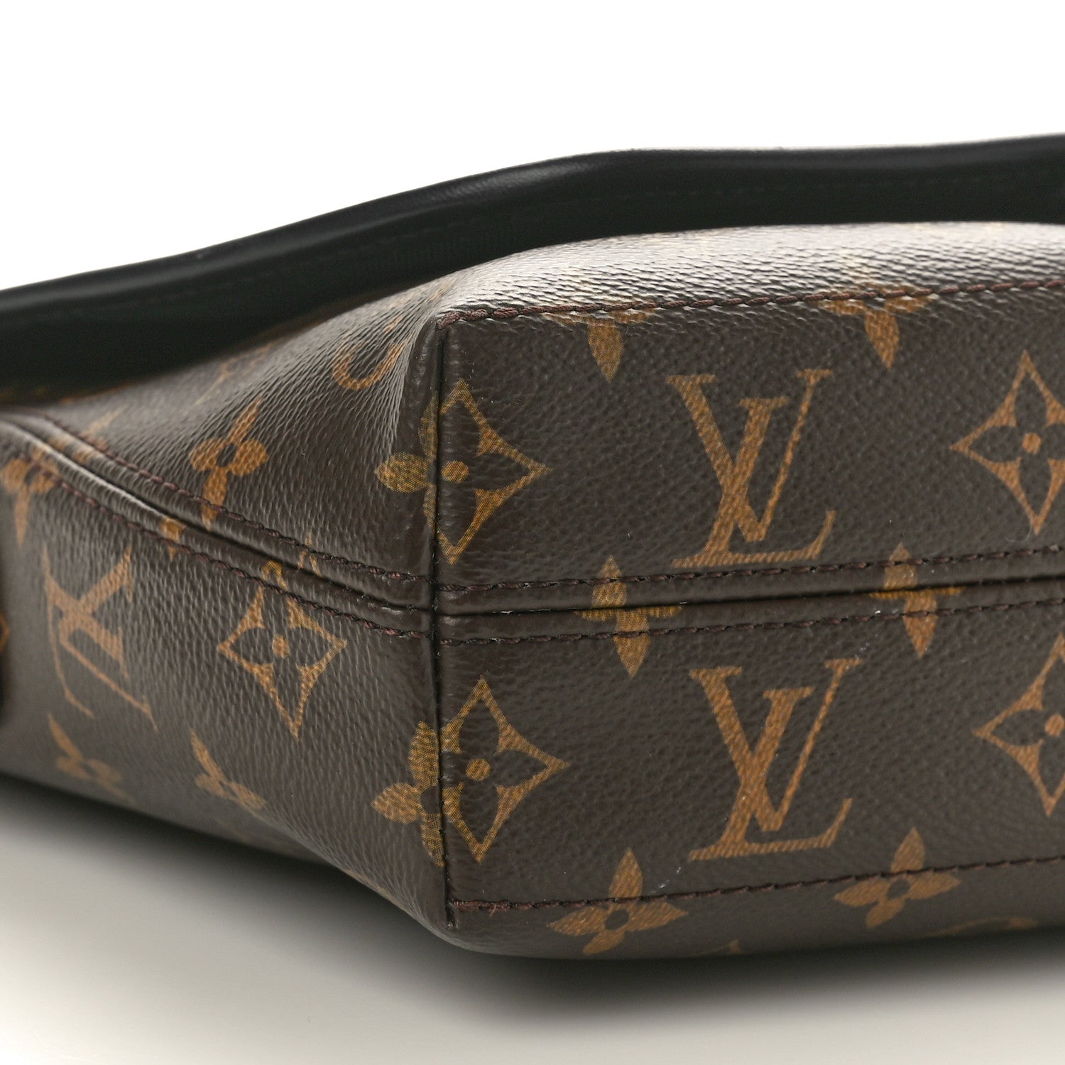 Louis Vuitton Monogram Macassar Magnetic Messenger 8 of 9
