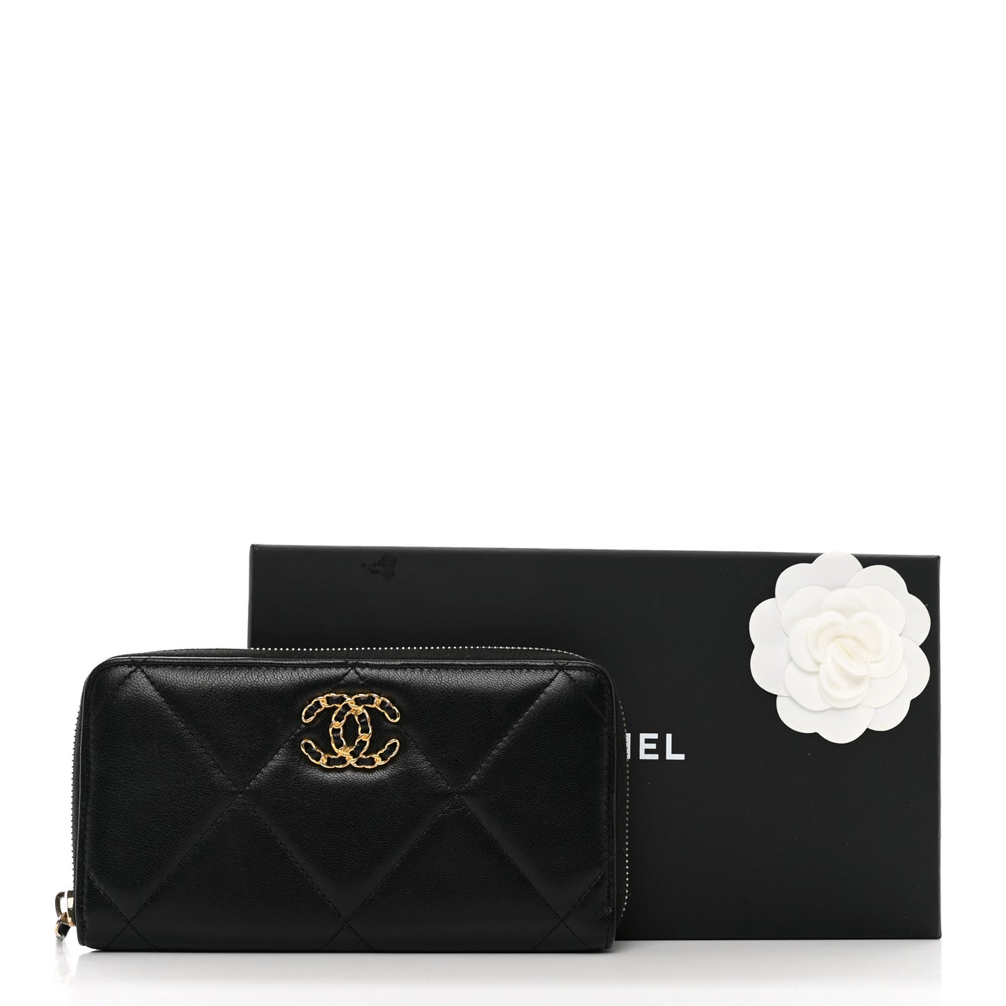 Shiny Goatskin Quilted Chanel 19 Long Zipped Around Wallet Black