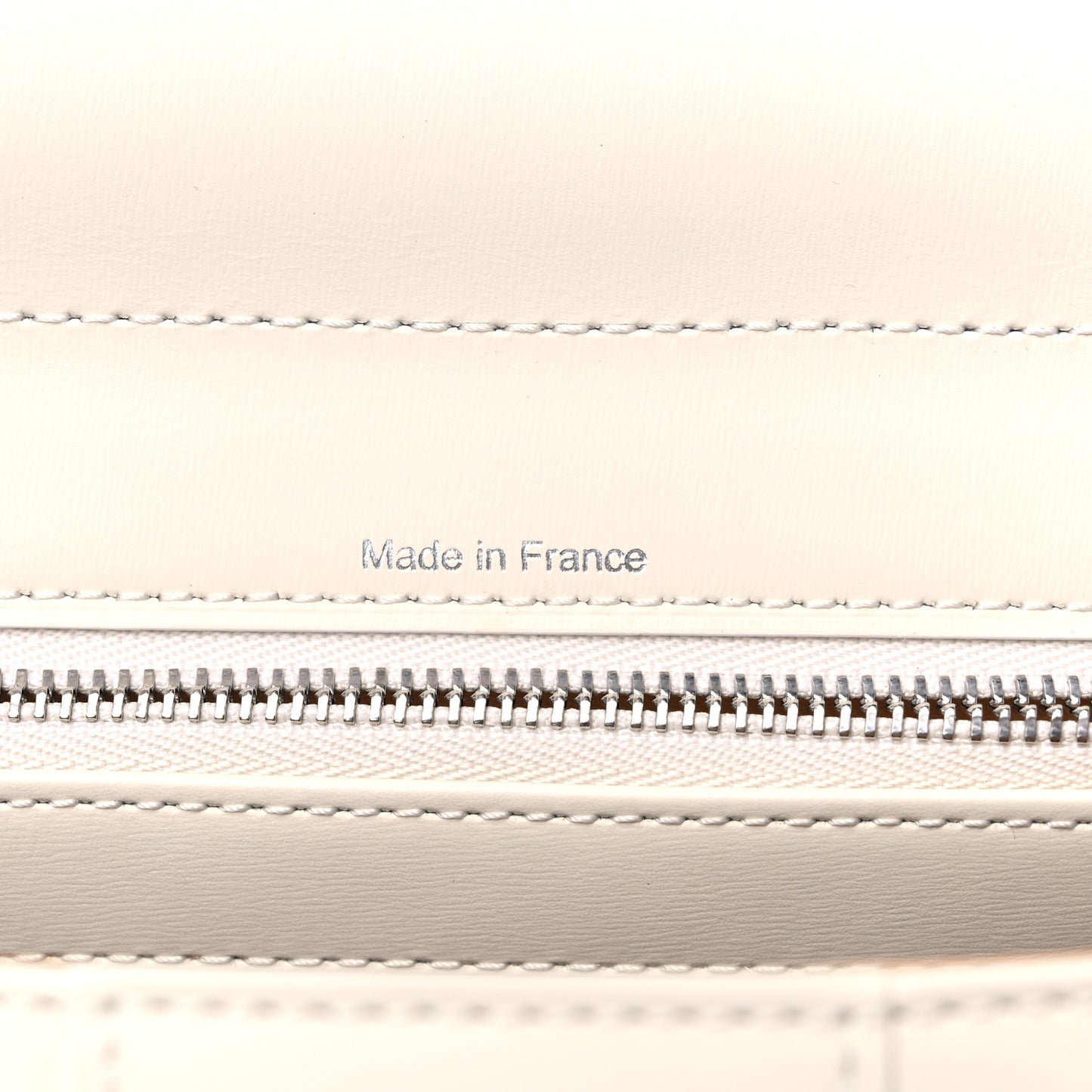 Box Calfskin MM Brillant Satchel Ivory