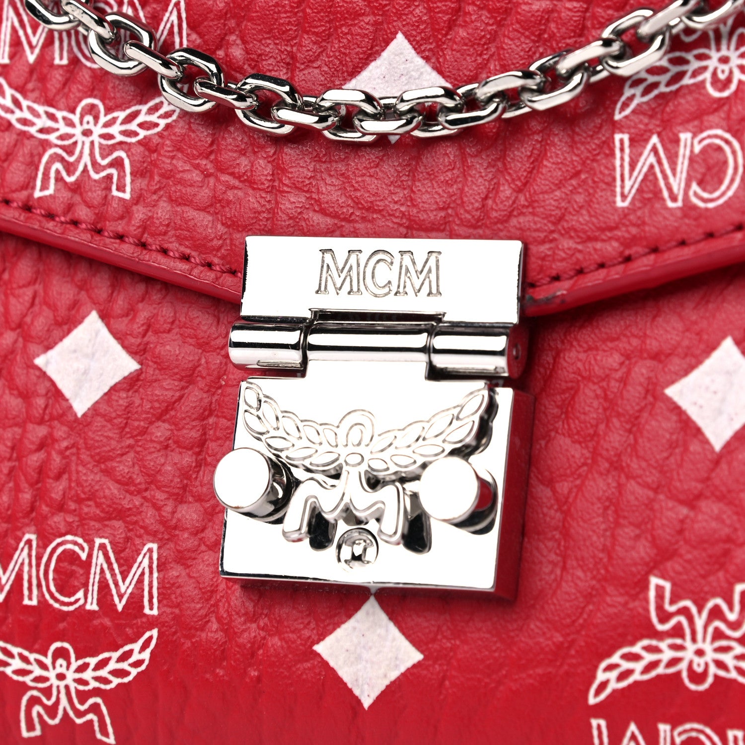MCM Visetos Patricia Wallet On Chain Red 12 of 13