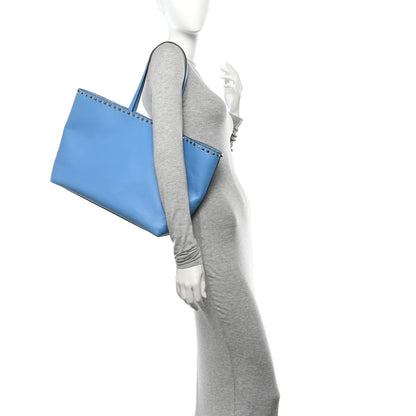 Valentino Garavani Grained Calfskin Rockstud Shoulder Tote Niagara 2 of 9