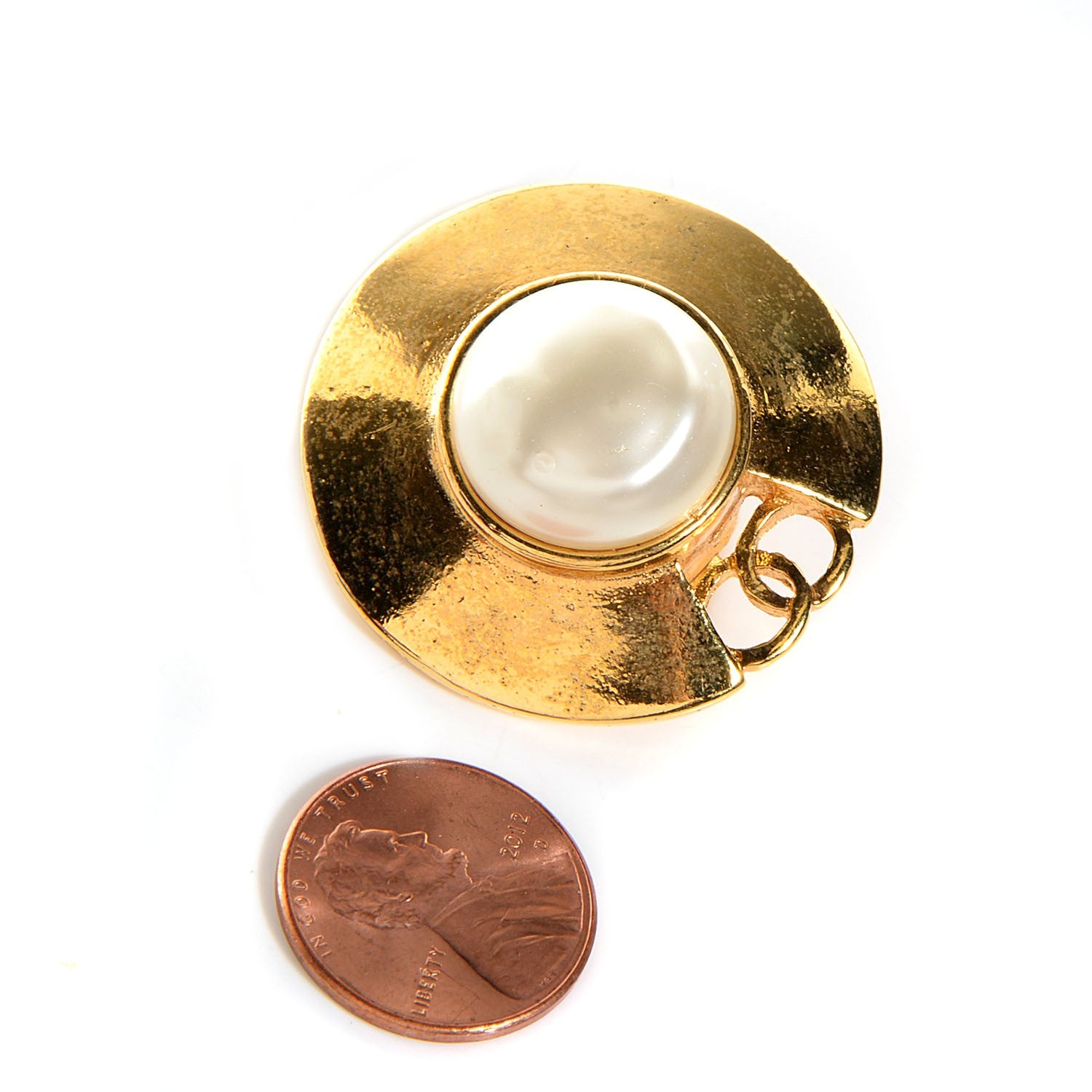 Chanel Pearl CC Clip On Earrings Gold 2 of 4