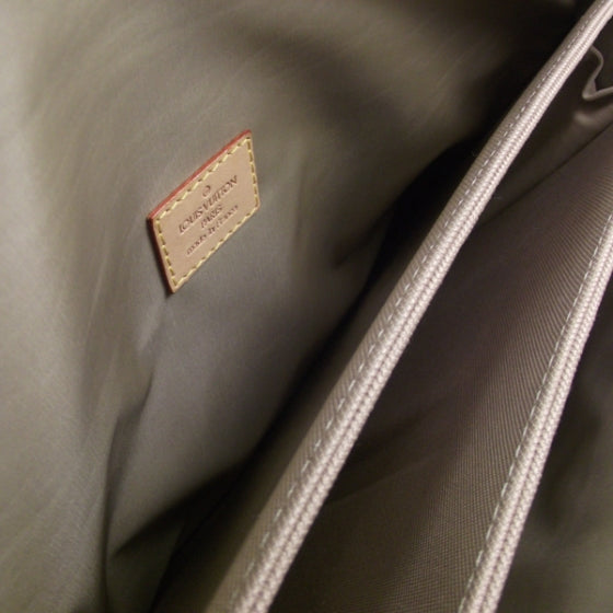 Damier Geant Messenger Bag Terre