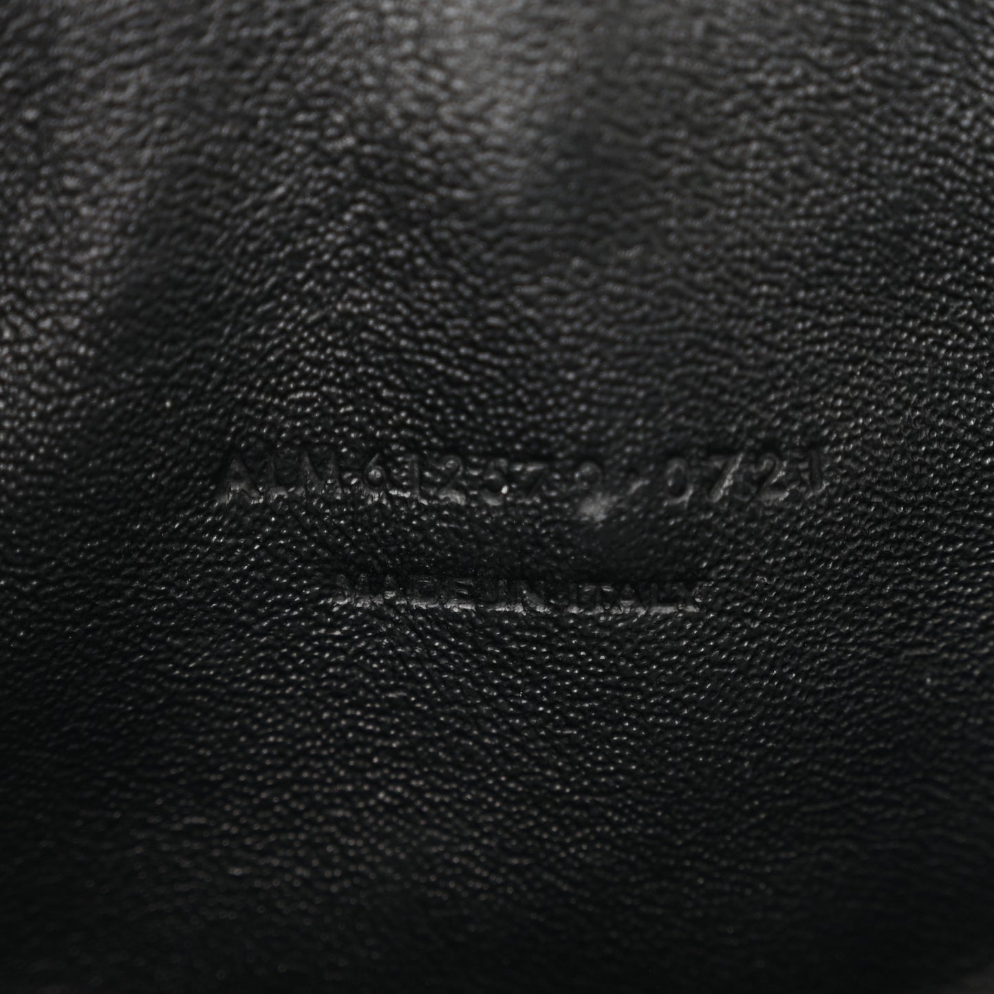 Grain De Poudre Matelasse Monochrome Monogram Mini Lou Camera Bag Black