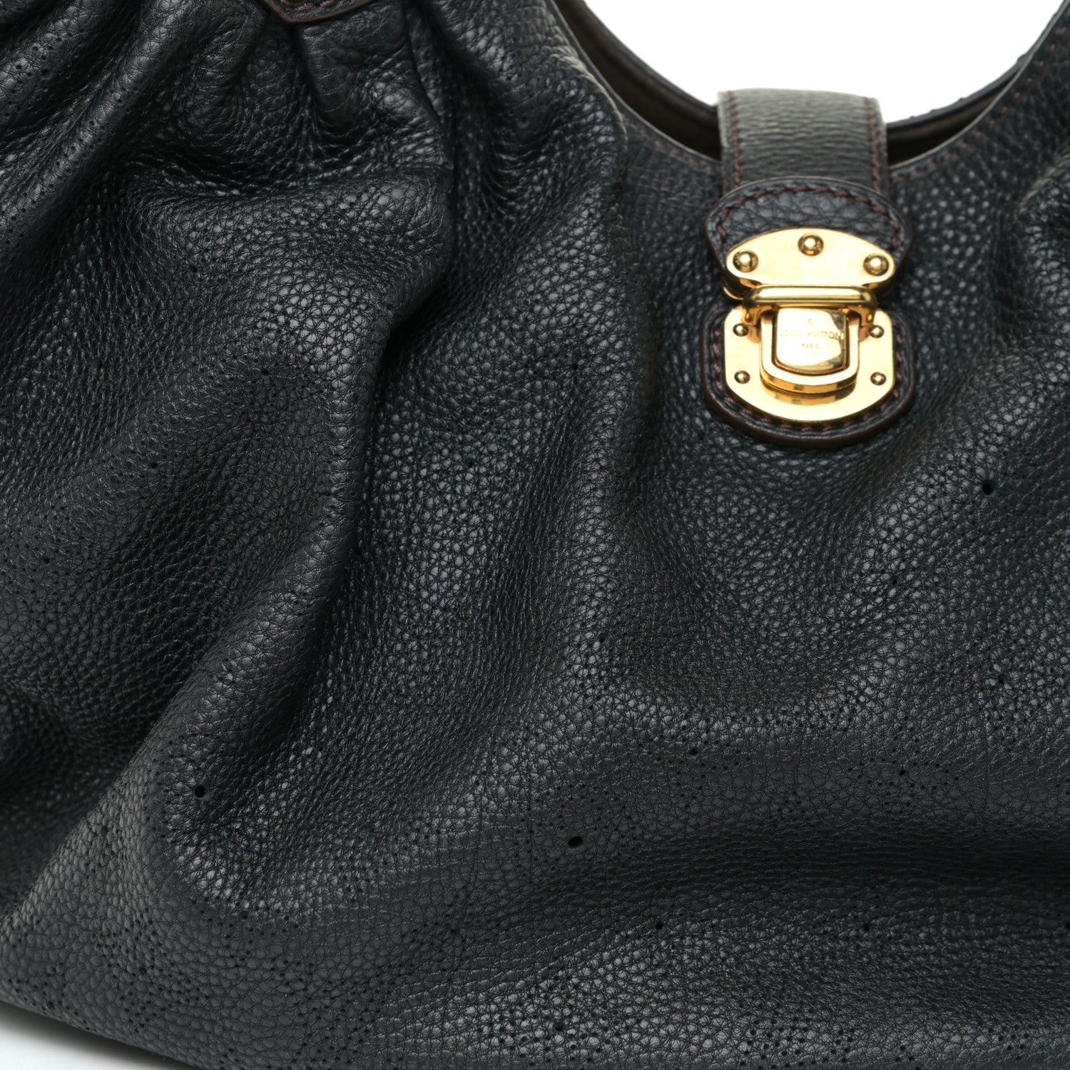 Louis Vuitton Mahina L Black 9 of 19