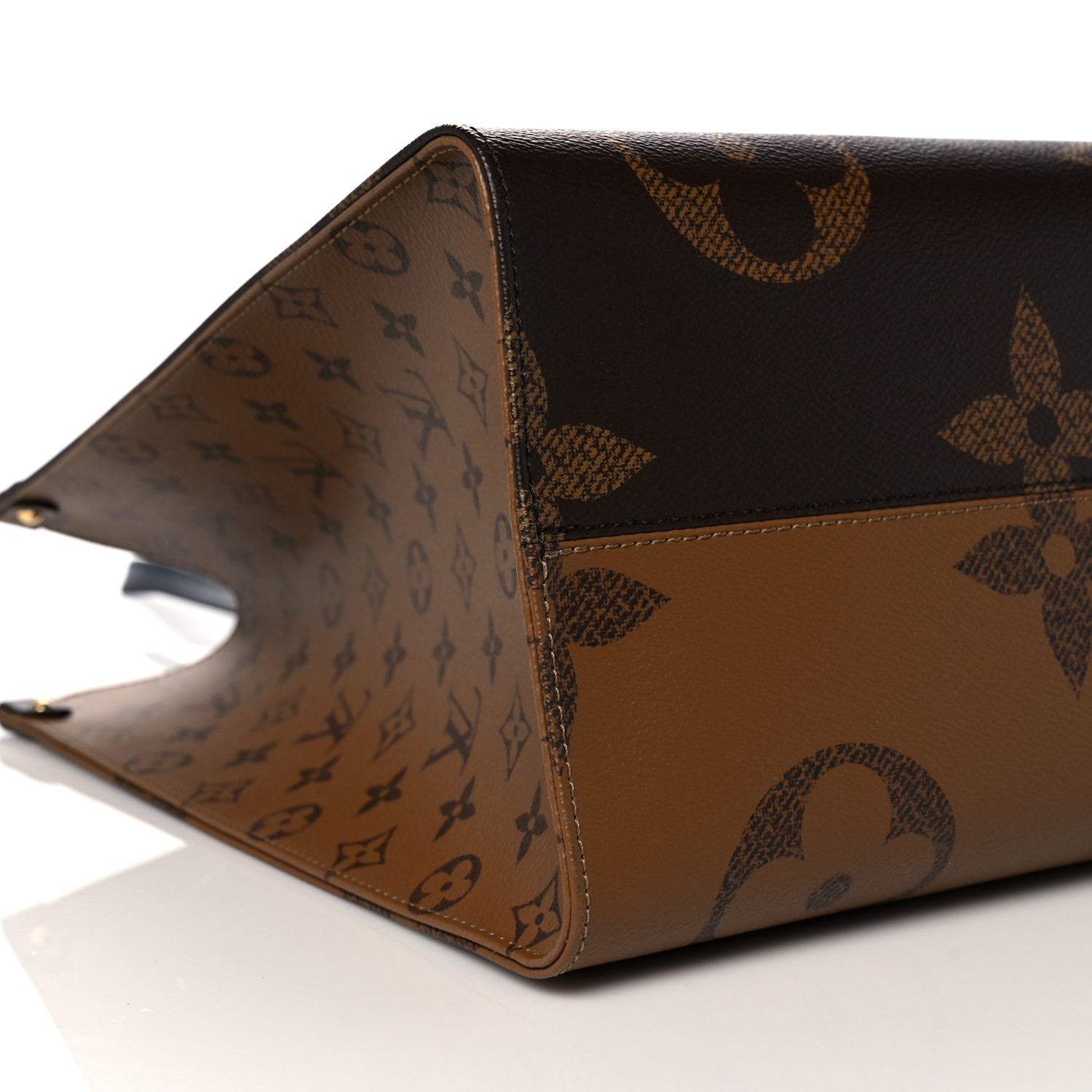 Louis Vuitton Reverse Monogram Giant Onthego GM 6 of 7