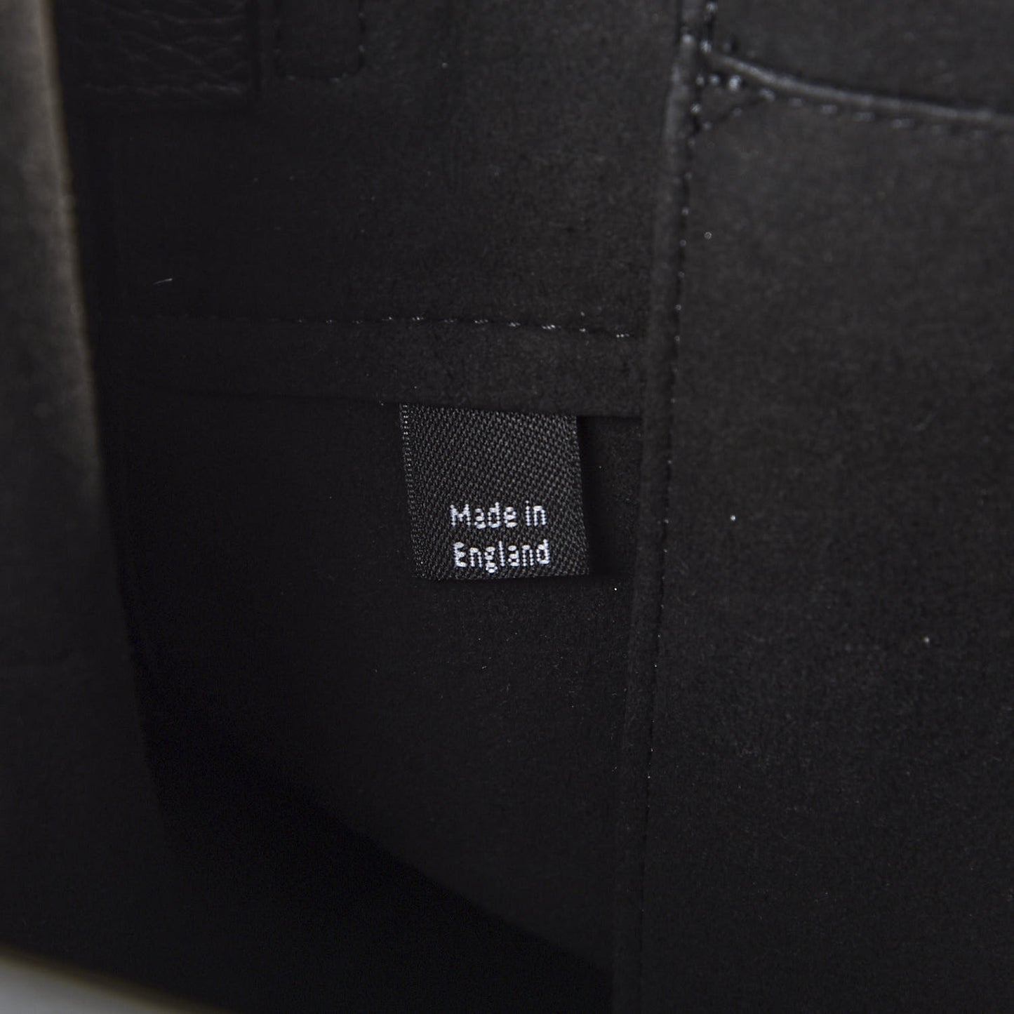 Classic Grain Calfskin Bayswater Black