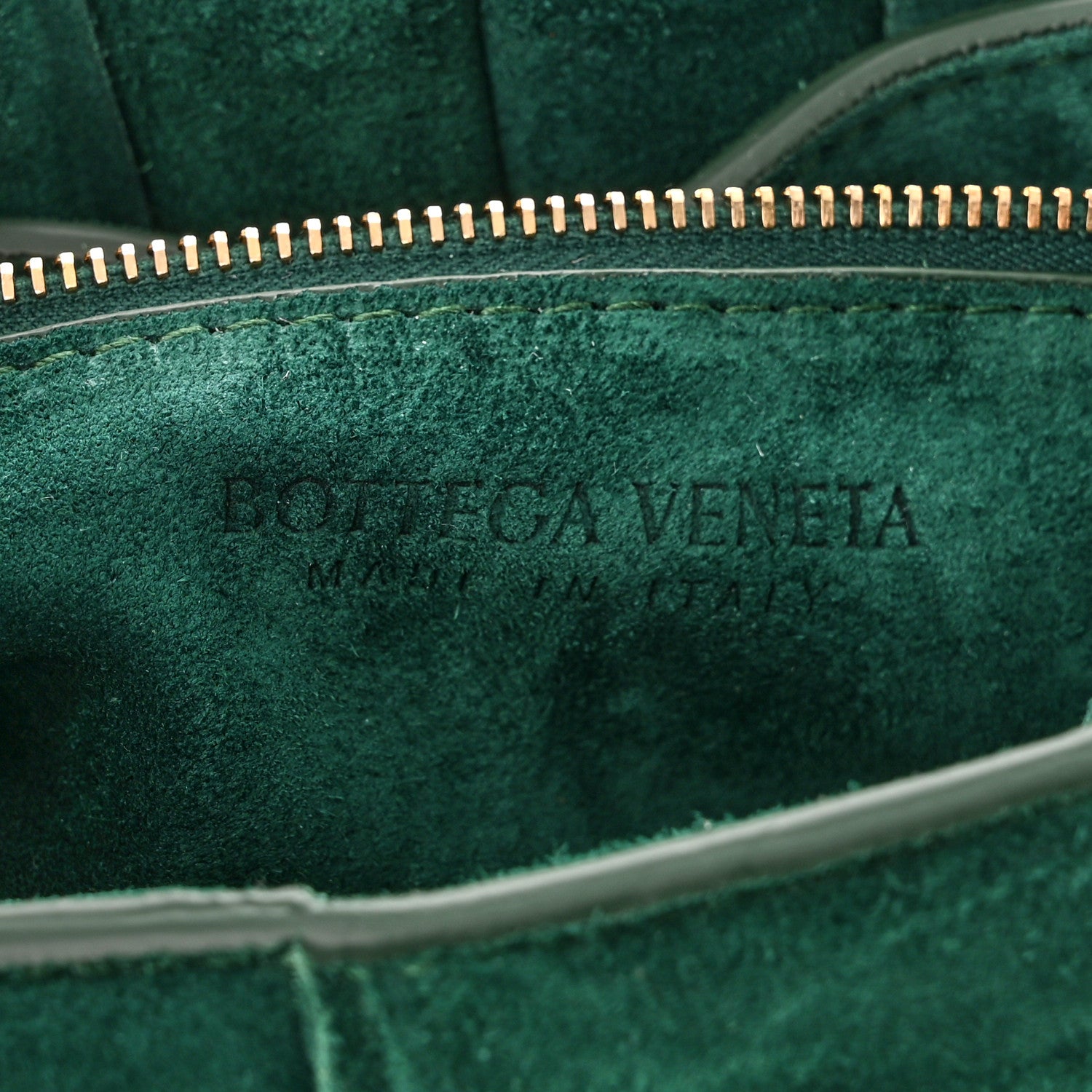 Bottega Veneta Suede Maxi Intrecciato Padded Chain Cassette Crossbody Bag Emerald Green 6 of 9