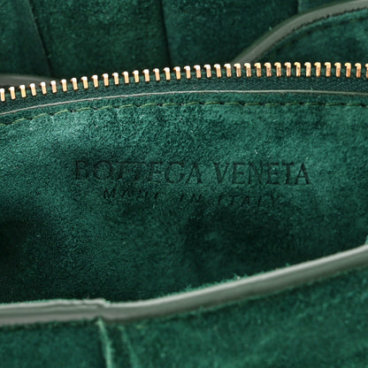 Bottega Veneta Suede Maxi Intrecciato Padded Chain Cassette Crossbody Bag Emerald Green 6 of 9