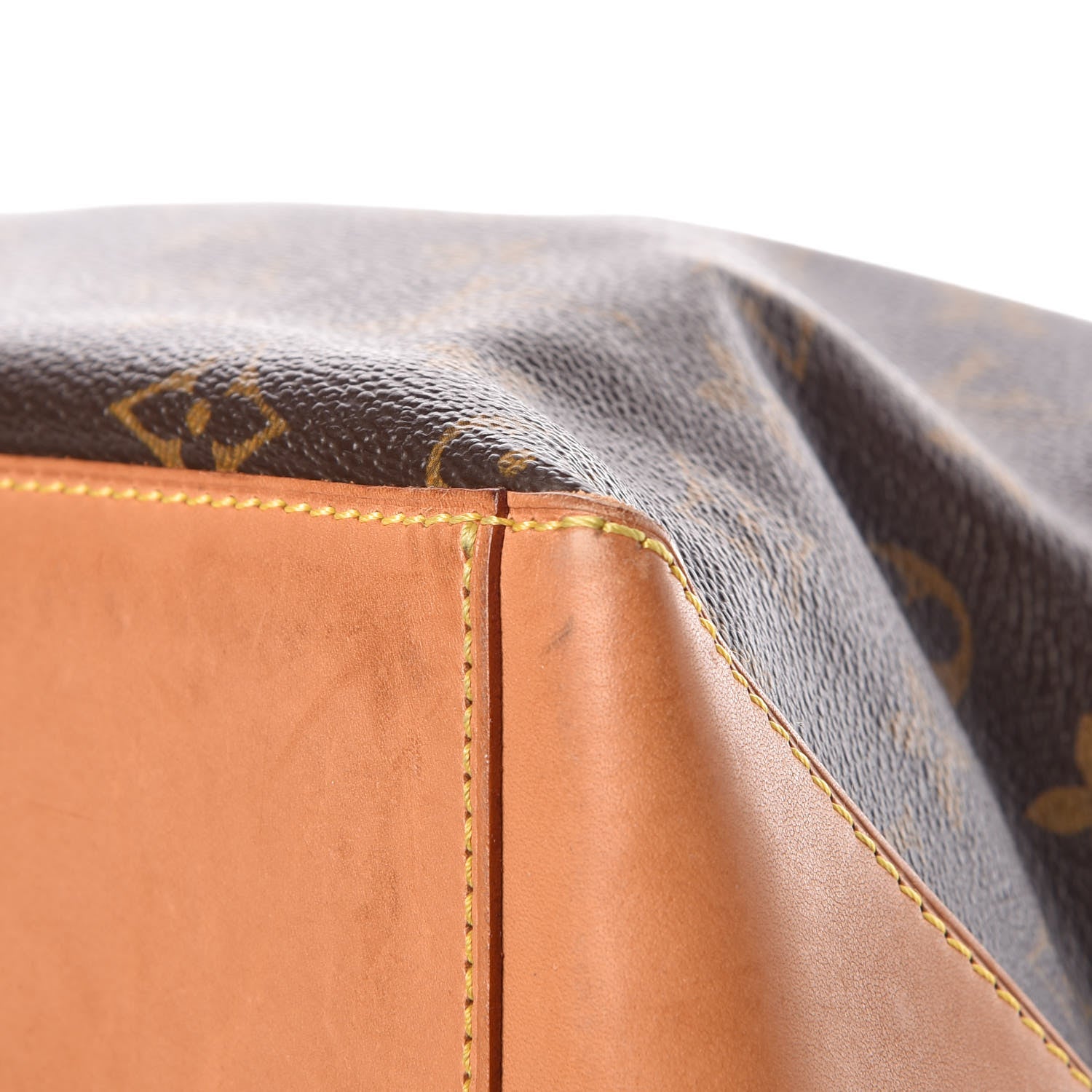 Louis Vuitton Monogram Cabas Mezzo 12 of 20