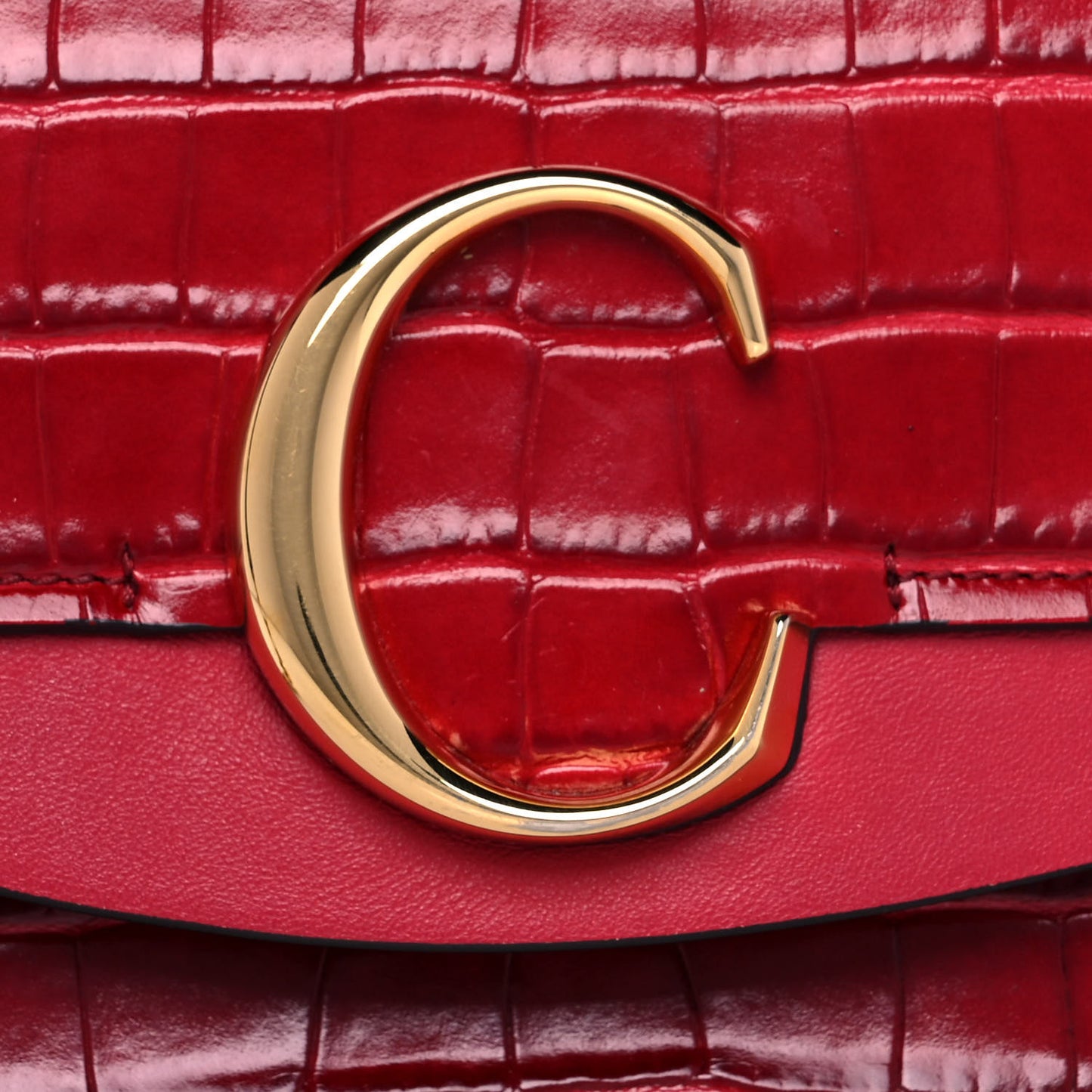 Calfskin Crocodile Embossed C Clutch With Chain Red