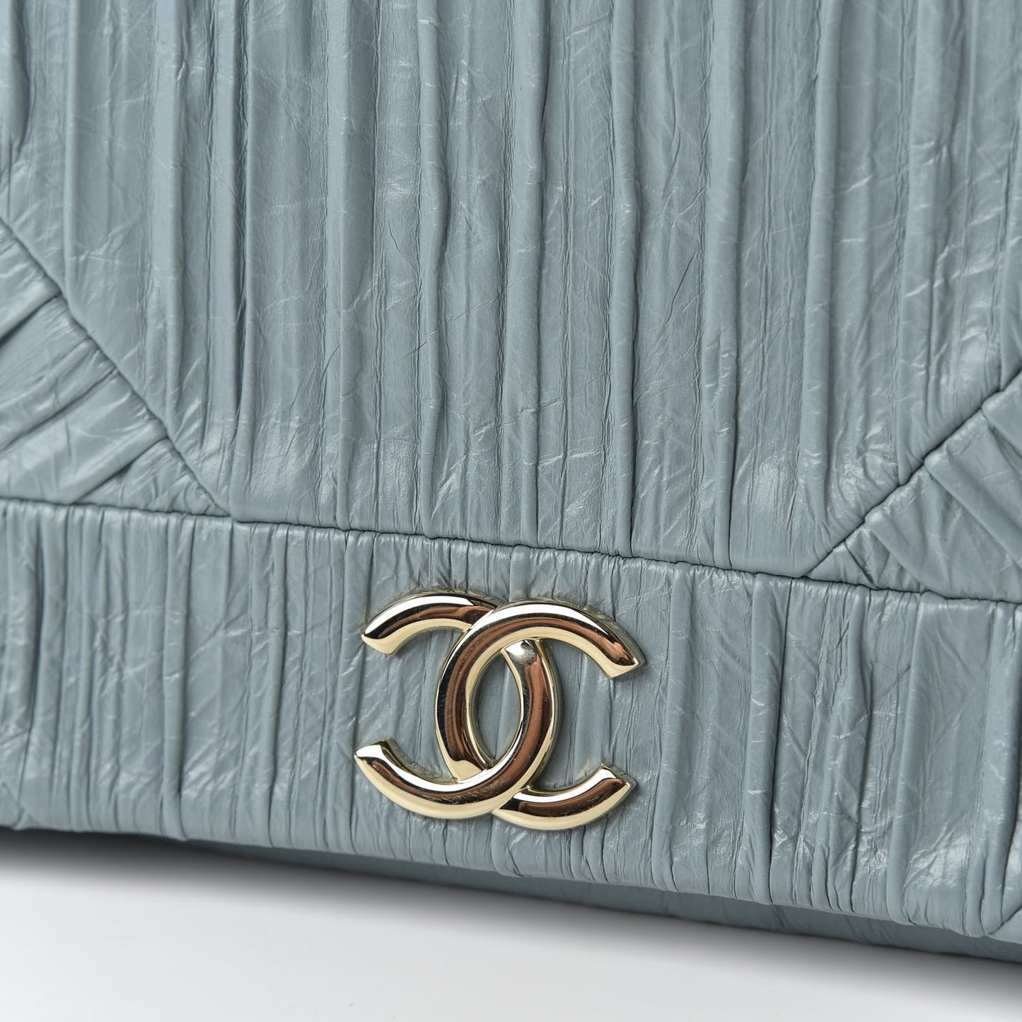 Crumpled Calfskin Coco Pleats Clutch Light Blue