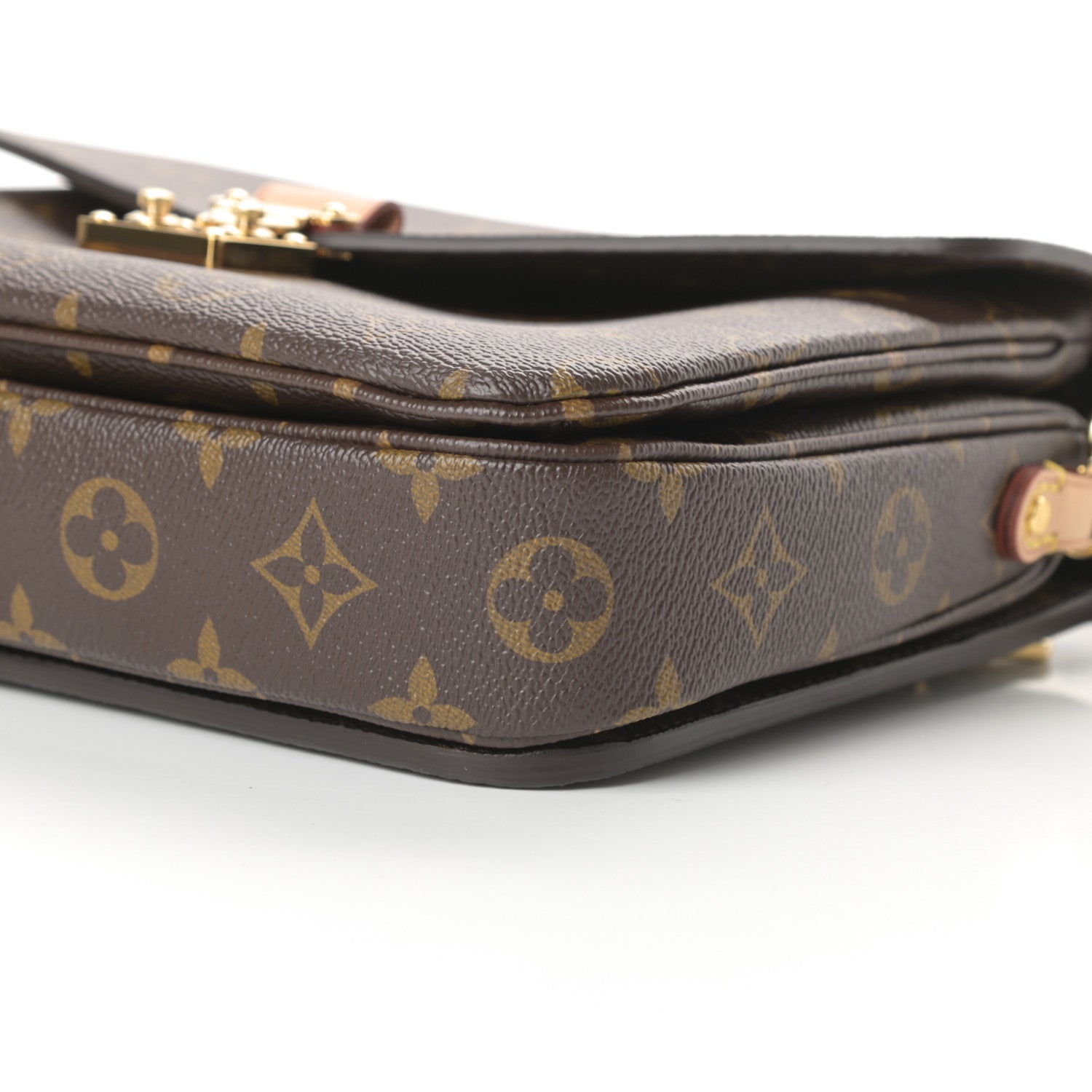 Louis Vuitton Monogram Pochette Metis 9 of 9