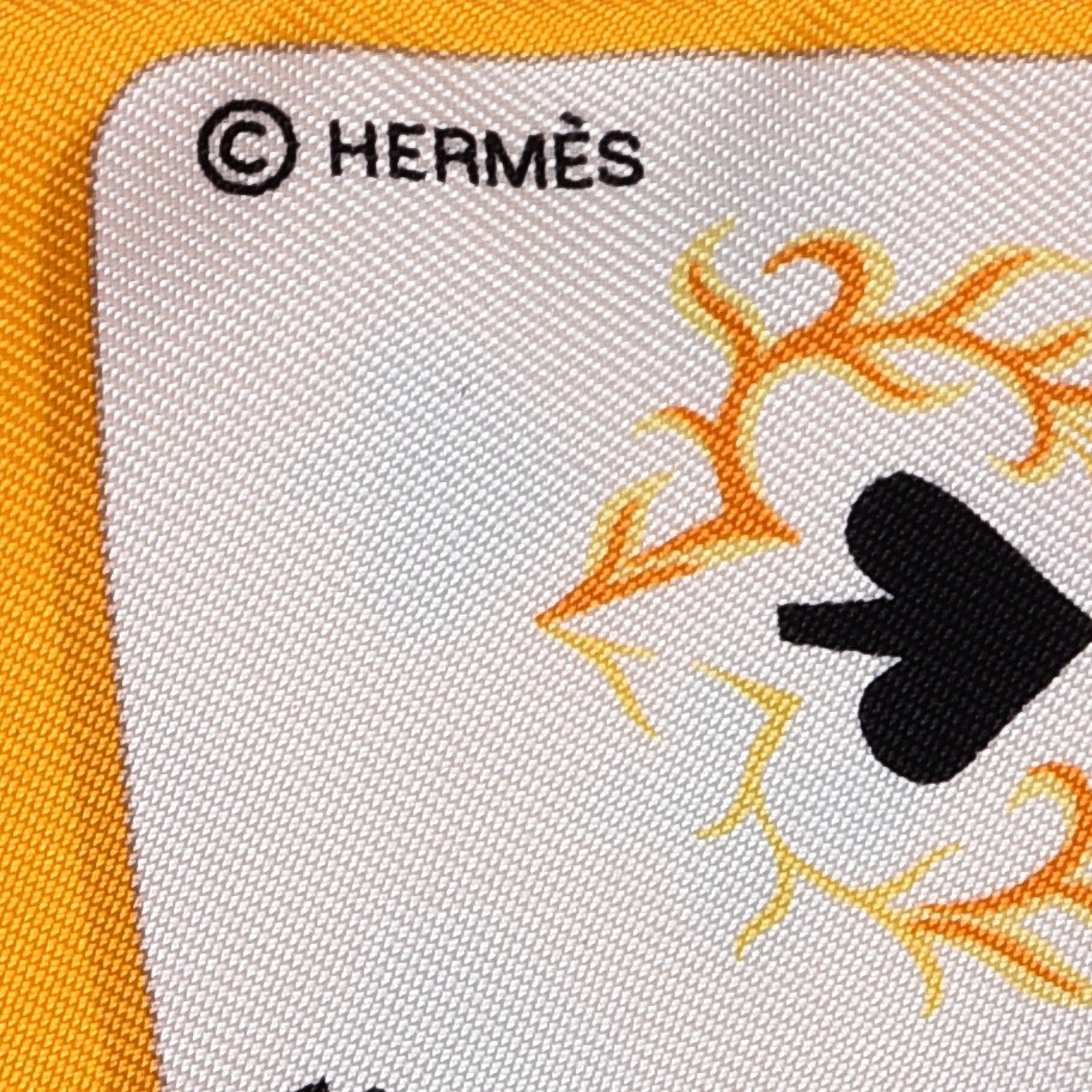 Hermes Silk Jeu de Cartes Twilly Bouton D’or Noir Blanc 5 of 5