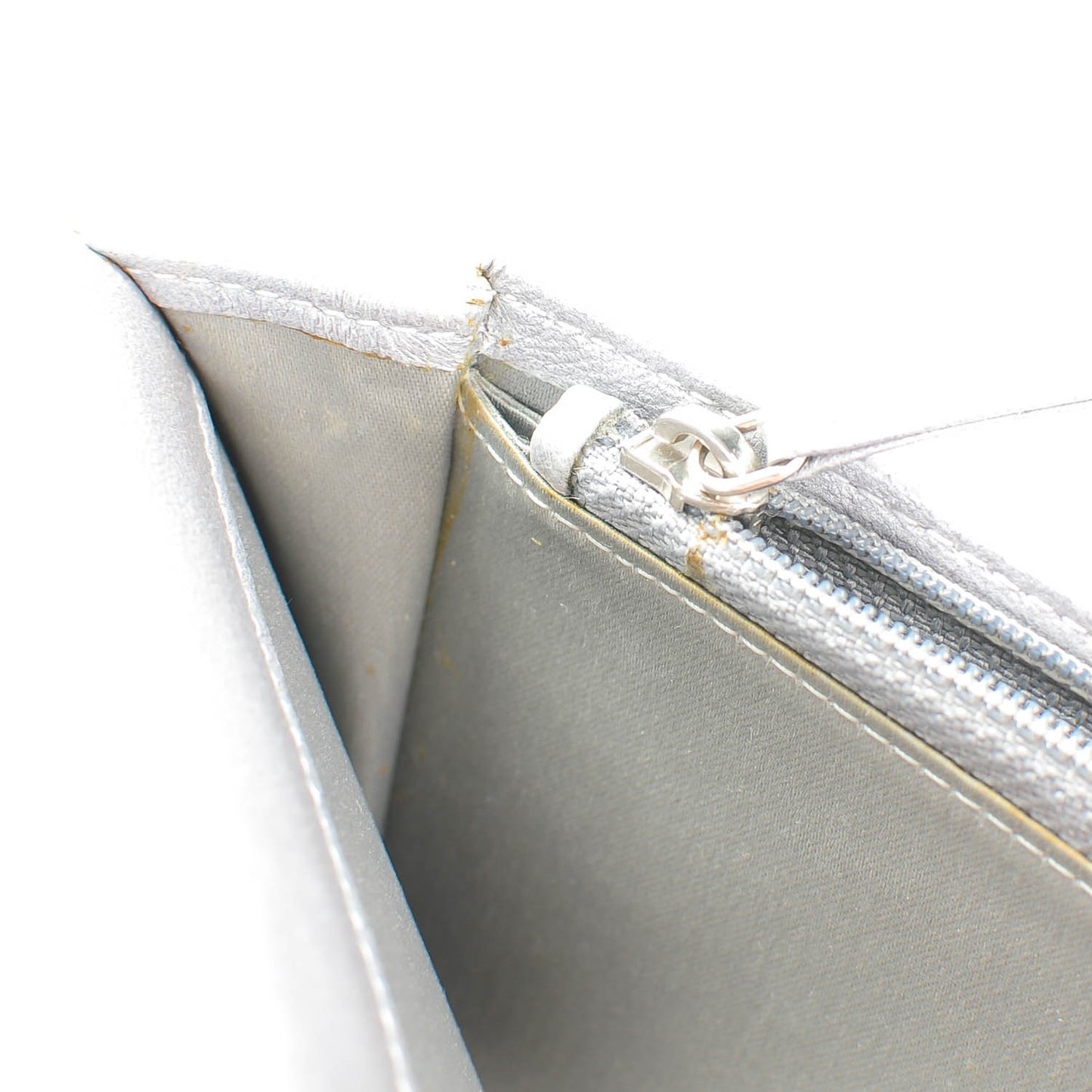 Lambskin Camellia Embossed Yen Wallet Black