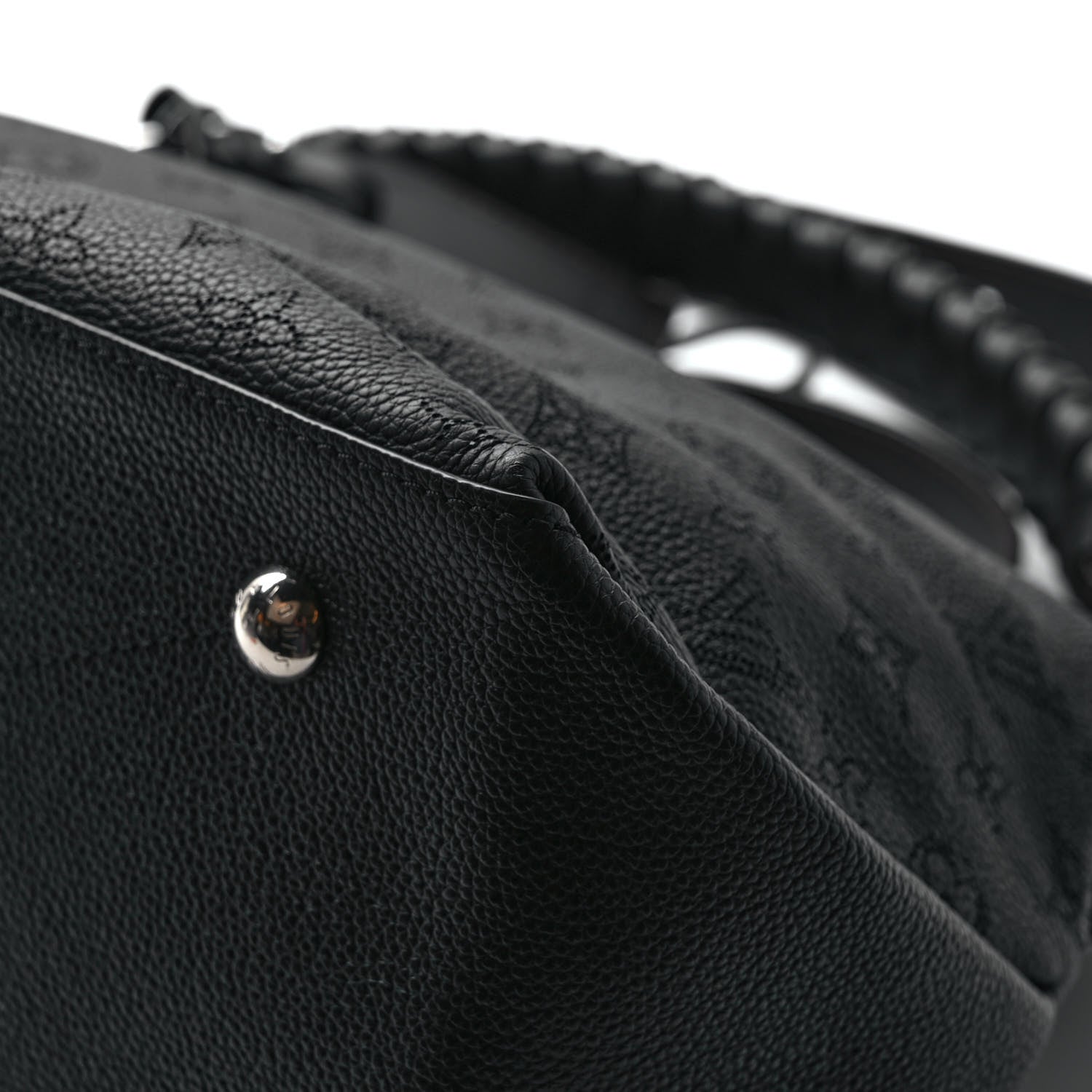 Louis Vuitton Mahina Beaubourg Hobo MM Black 10 of 11