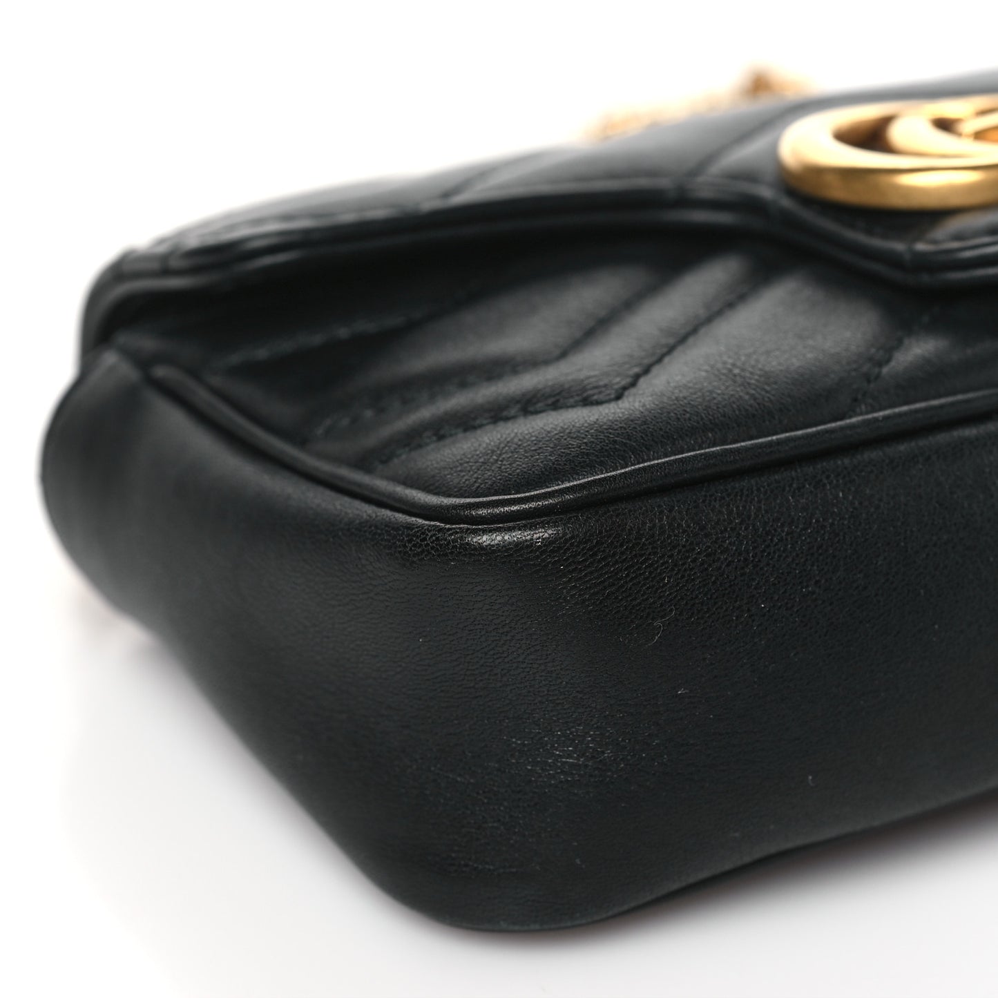 Calfskin Matelasse Super Mini GG Marmont Shoulder Bag Black