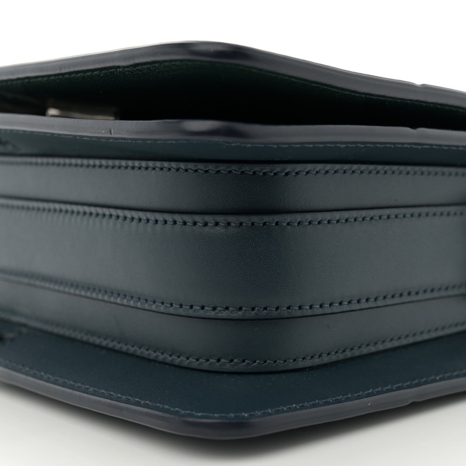 Burberry Smooth Calfskin Snip Bag Lake 10 of 10