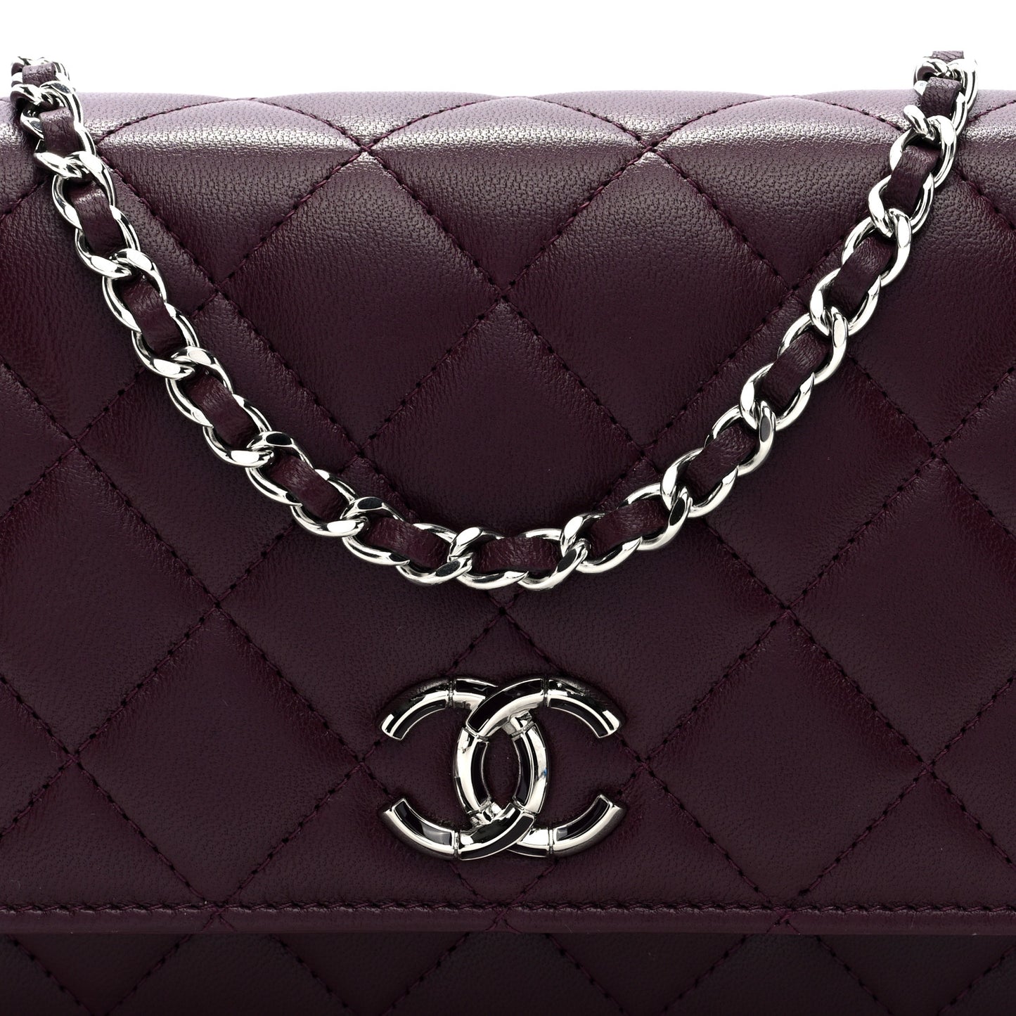 Lambskin Quilted Enamel CC Wallet On Chain WOC Burgundy