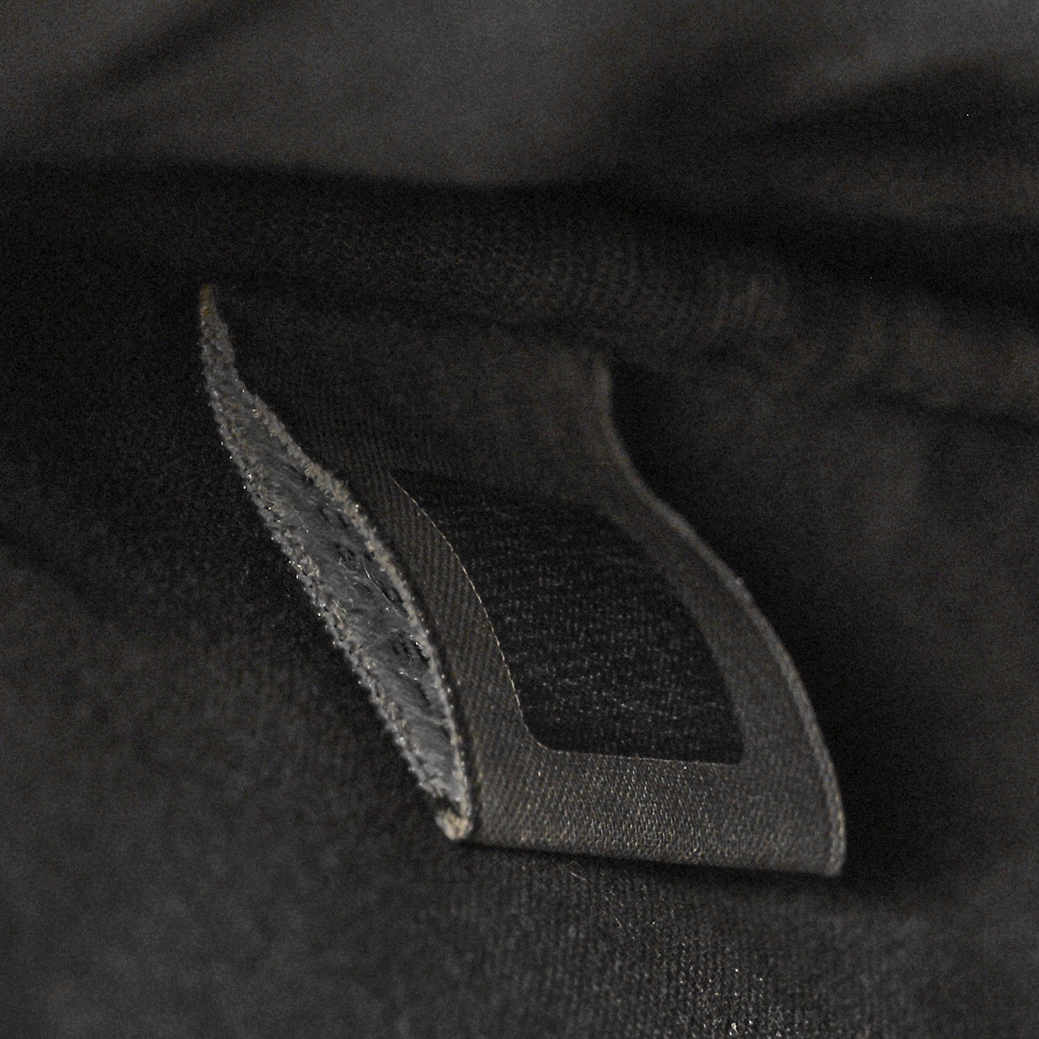 Fendi Vitello Elite Pouch Black Blue 9 of 17