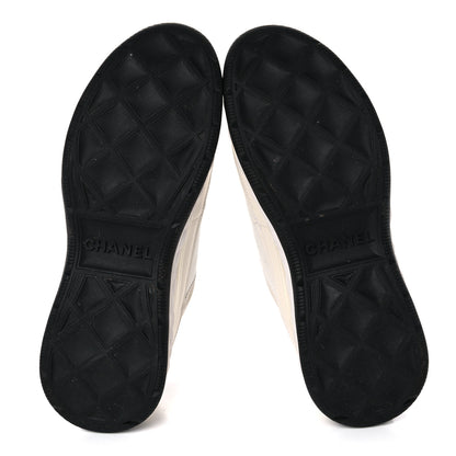 Chanel Velvet Calfskin Mixed Fibers CC Sneakers 39 Ivory Black 5 of 17